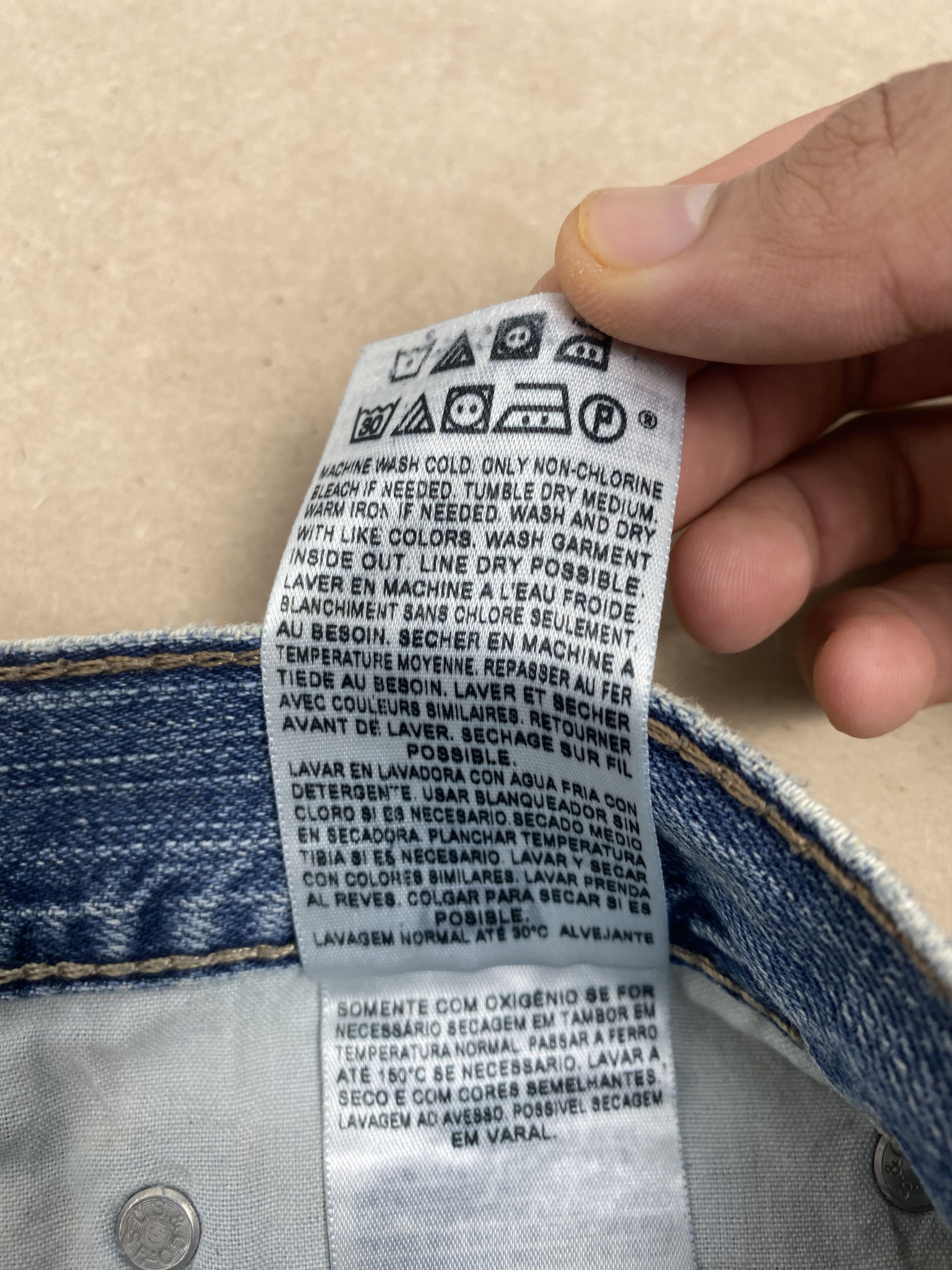Levi's × Vintage Vintage Levis 569 Straight Cut Faded Distress Mid Wash Jeans Size US 35 - 12 Thumbnail