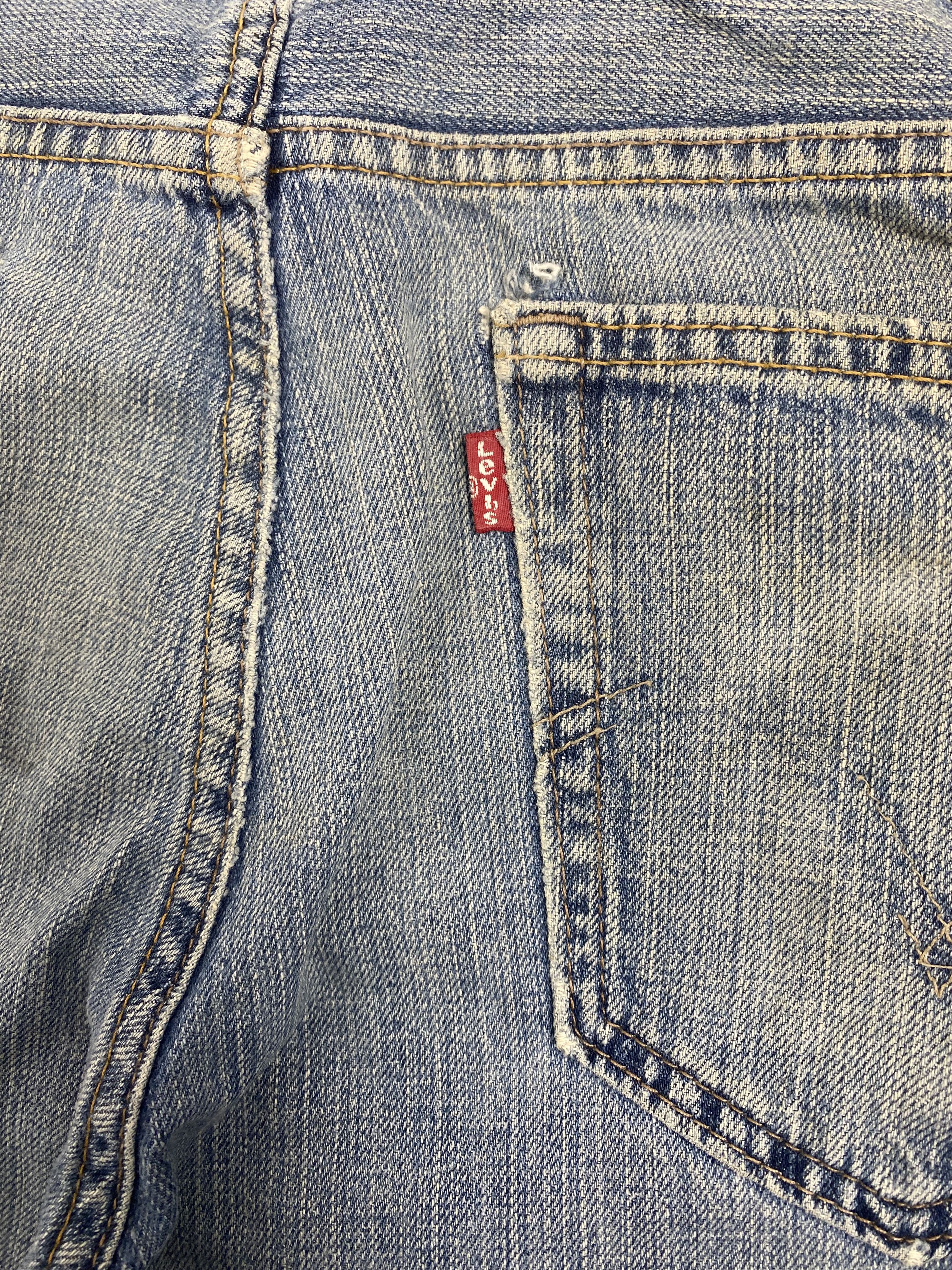 Levi's × Vintage Vintage Levis 569 Straight Cut Faded Distress Mid Wash Jeans Size US 35 - 9 Thumbnail