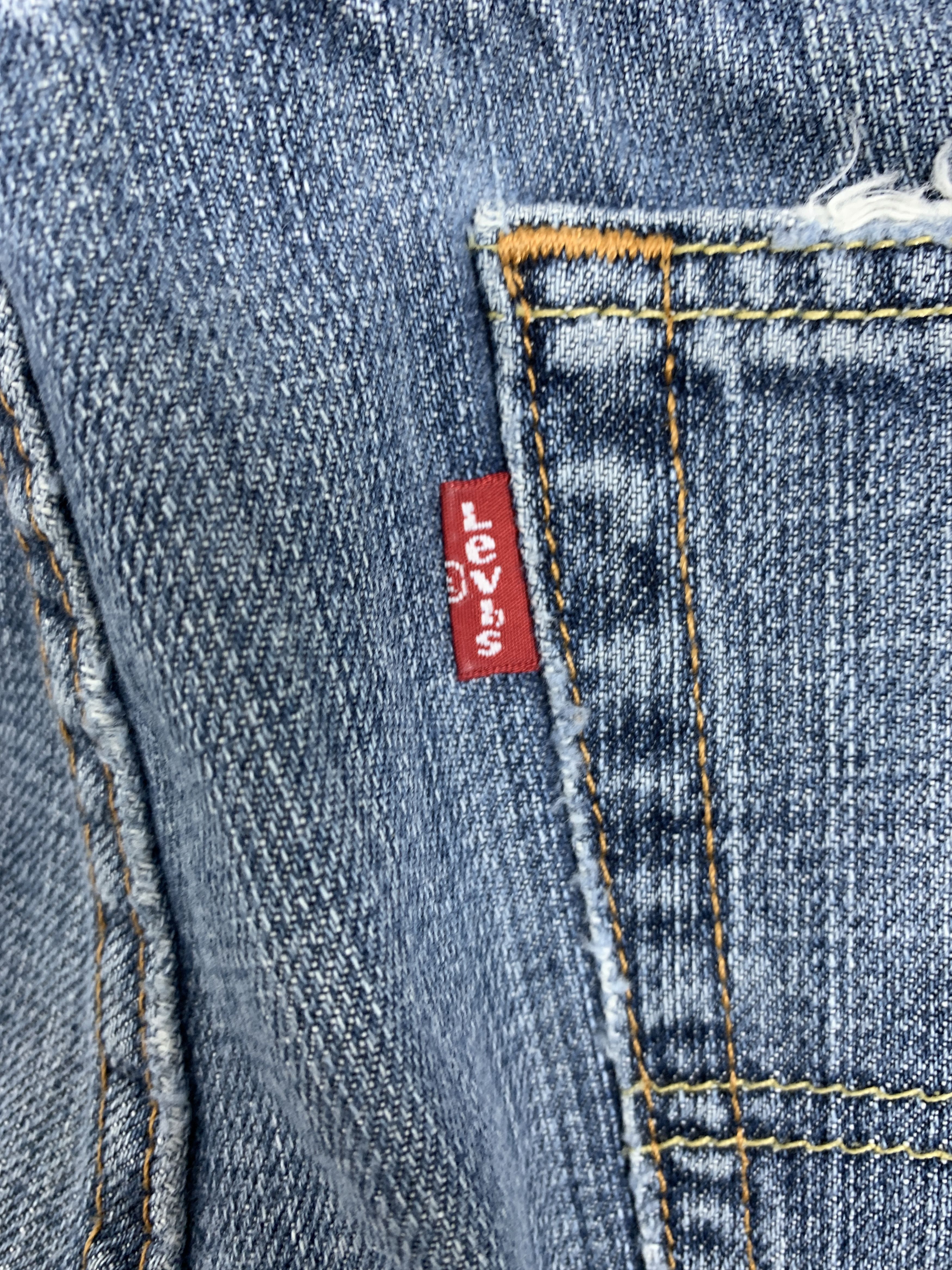 Levi's × Vintage Vintage Levis 559 Straight Cut Faded Mid Wash Jeans Size US 39 - 9 Thumbnail