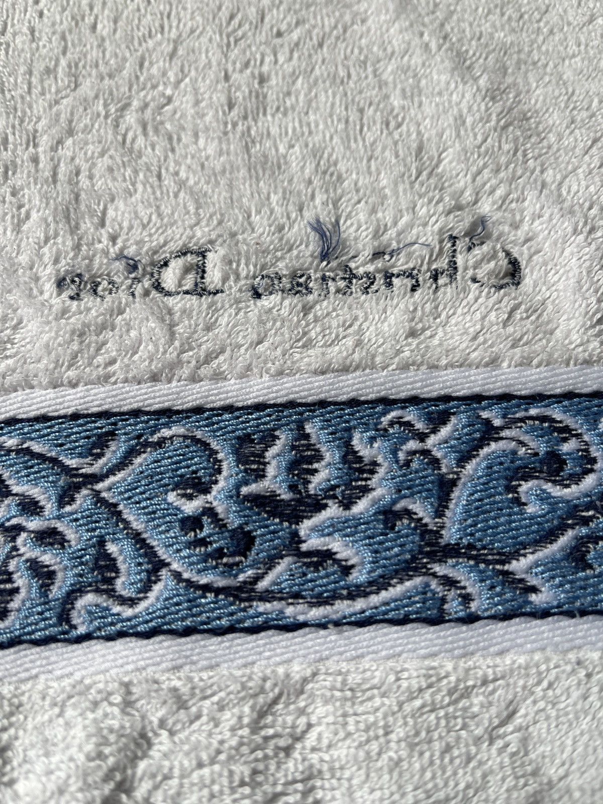 Christian Dior Monsieur VINTAGE CHRISTIAN DIOR HAND TOWEL VERY RARE Size ONE SIZE - 4 Thumbnail