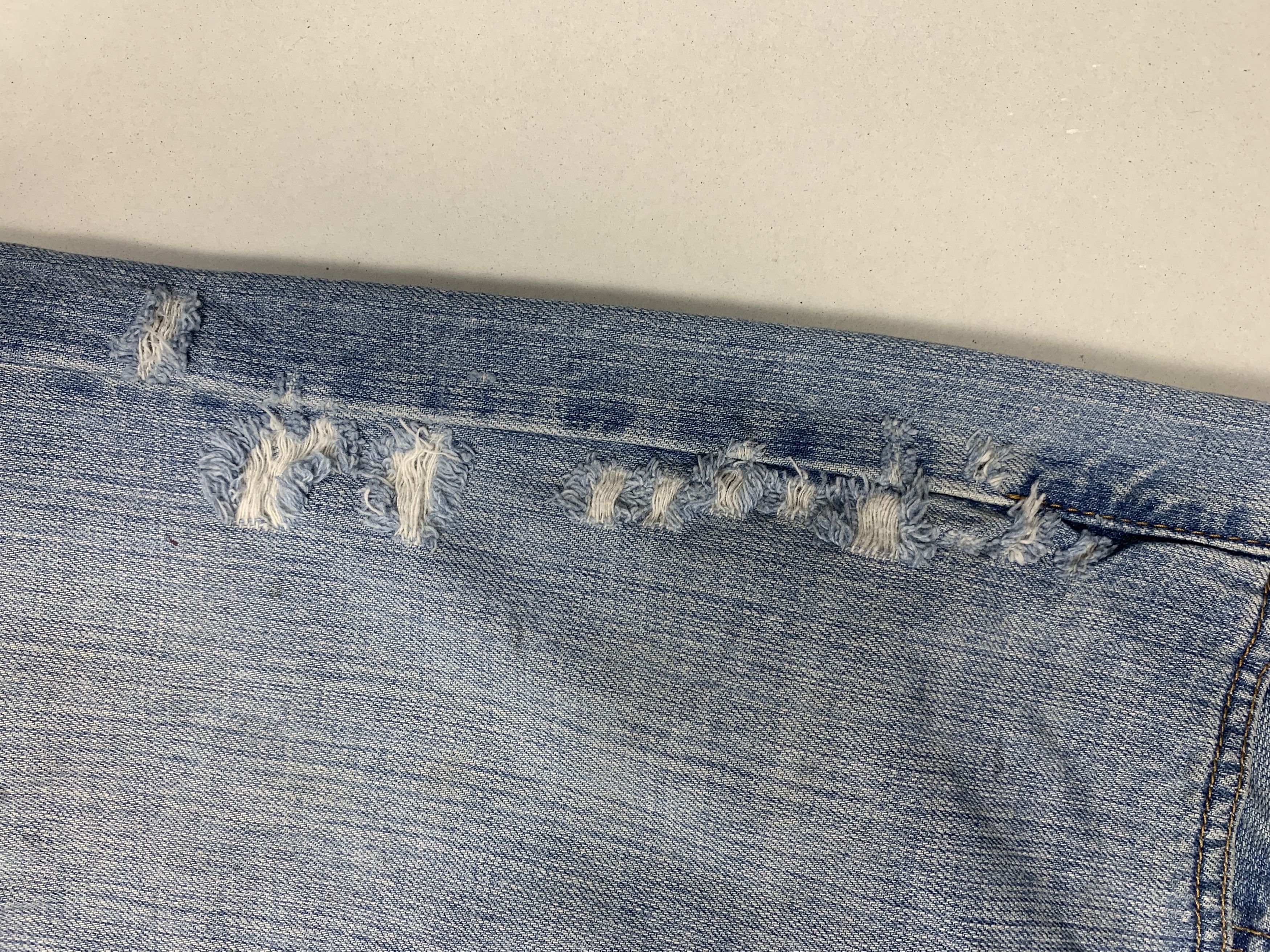 Levi's Vintage LEVIS 569 Vintage Blue Loose-Straight Jeans Size US 36 / EU 52 - 13 Thumbnail