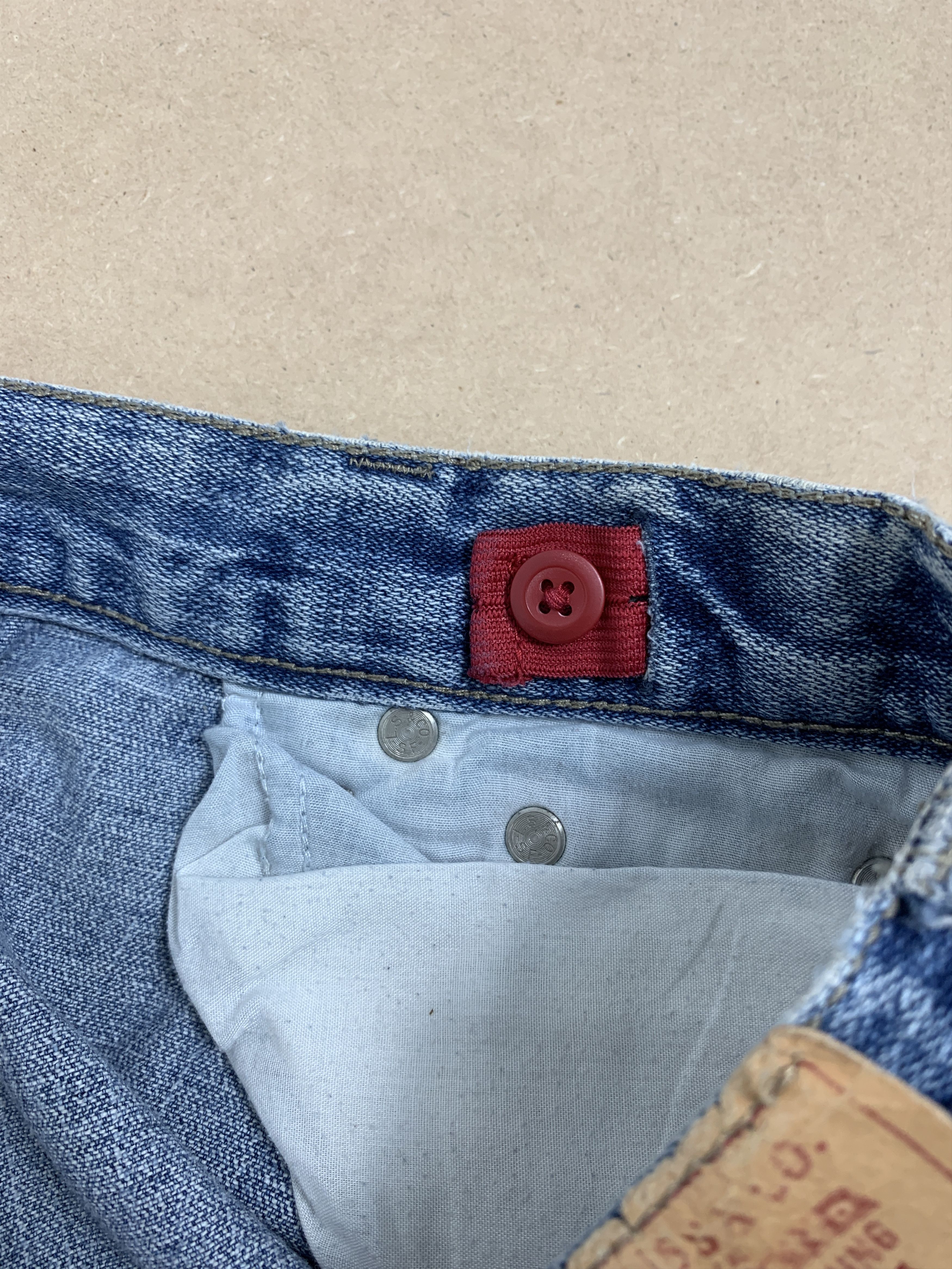 Levi's × Vintage Vintage Levis 569 Straight Cut Faded Light Wash Jeans Size US 28 / EU 44 - 15 Thumbnail