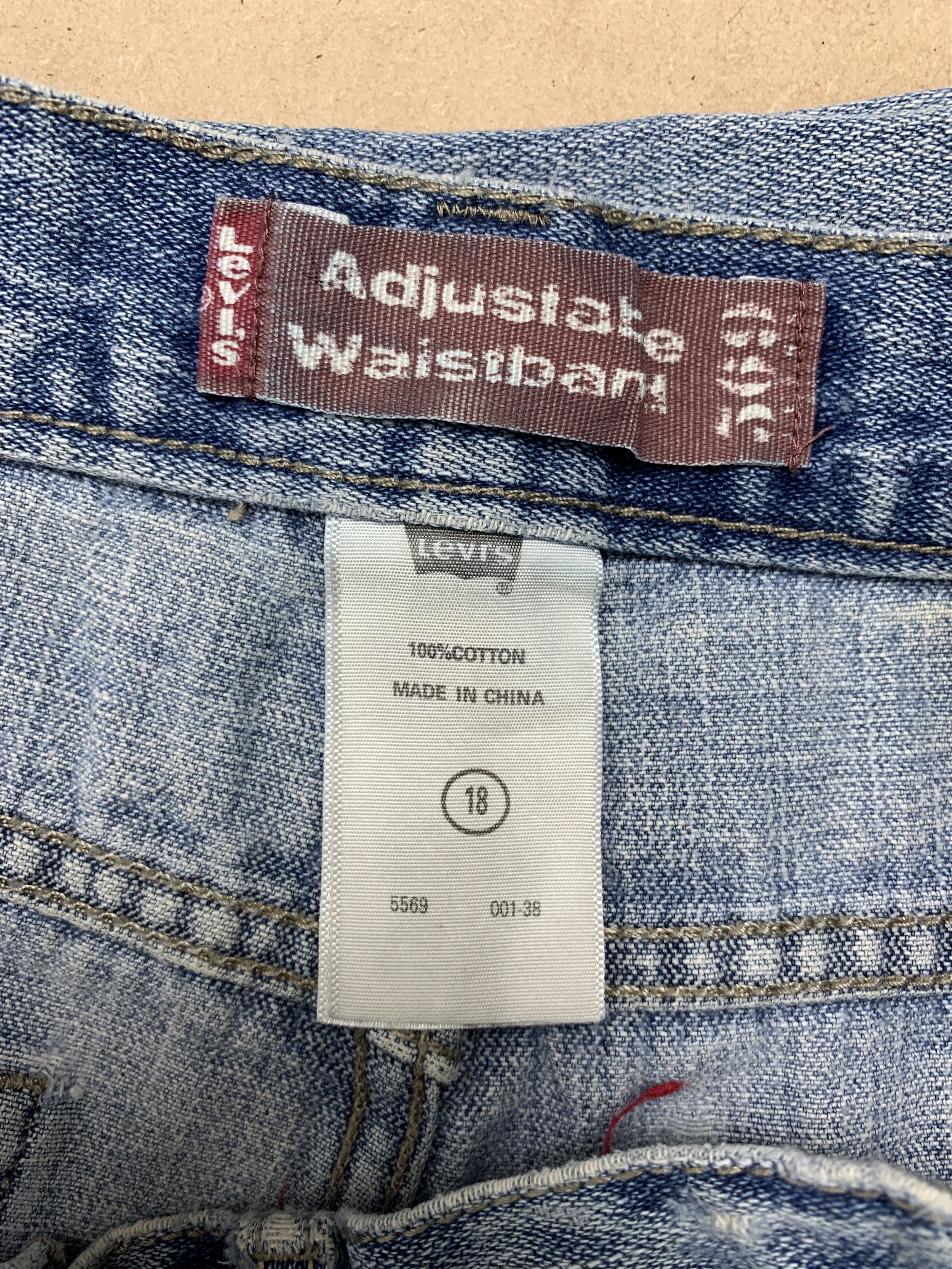 Levi's × Vintage Vintage Levis 569 Straight Cut Faded Light Wash Jeans Size US 28 / EU 44 - 11 Thumbnail
