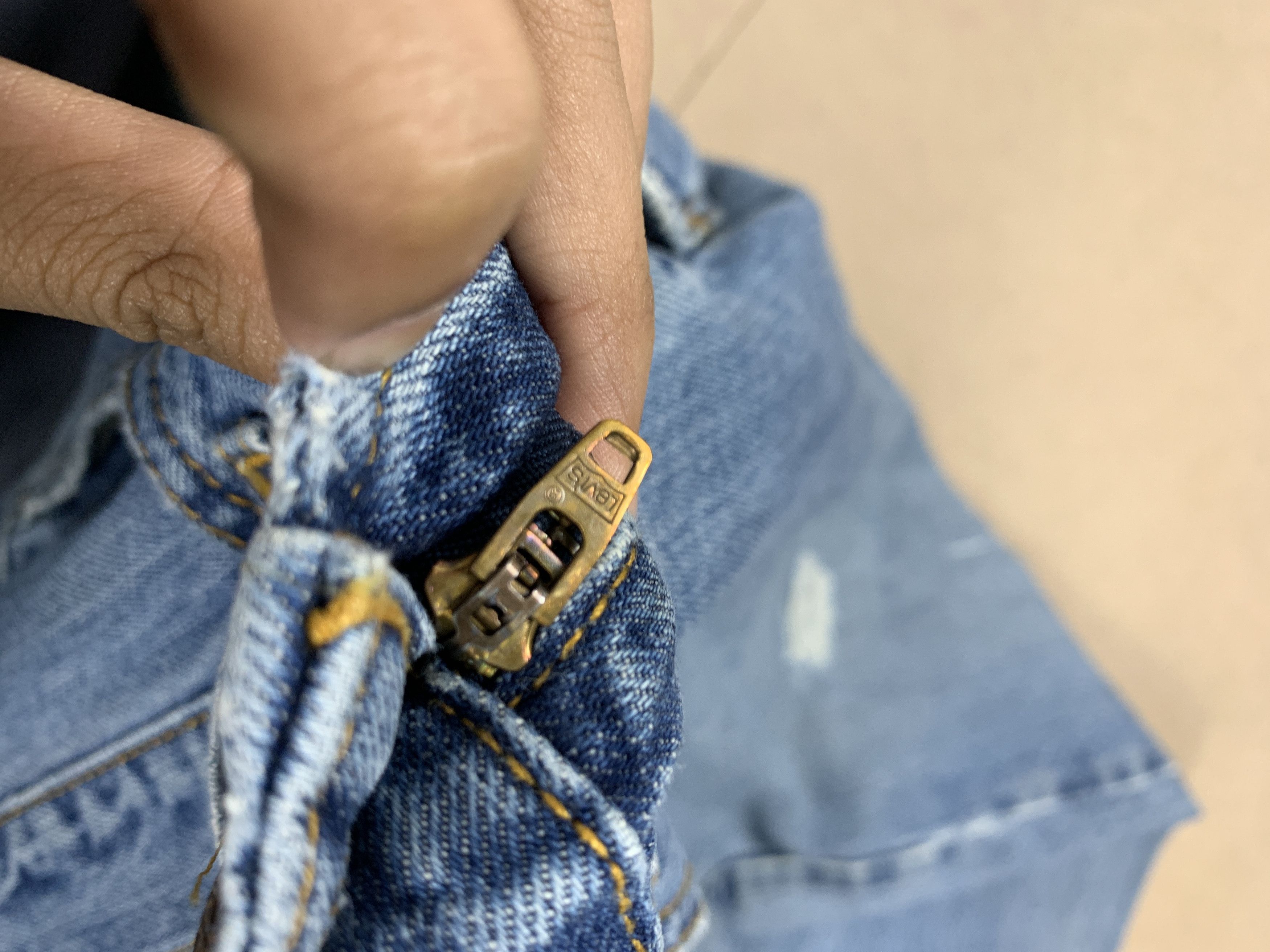 Levi's Vintage Levis 529 Straight Cut Distressed Jeans P0359 Size US 34 / EU 50 - 17 Thumbnail