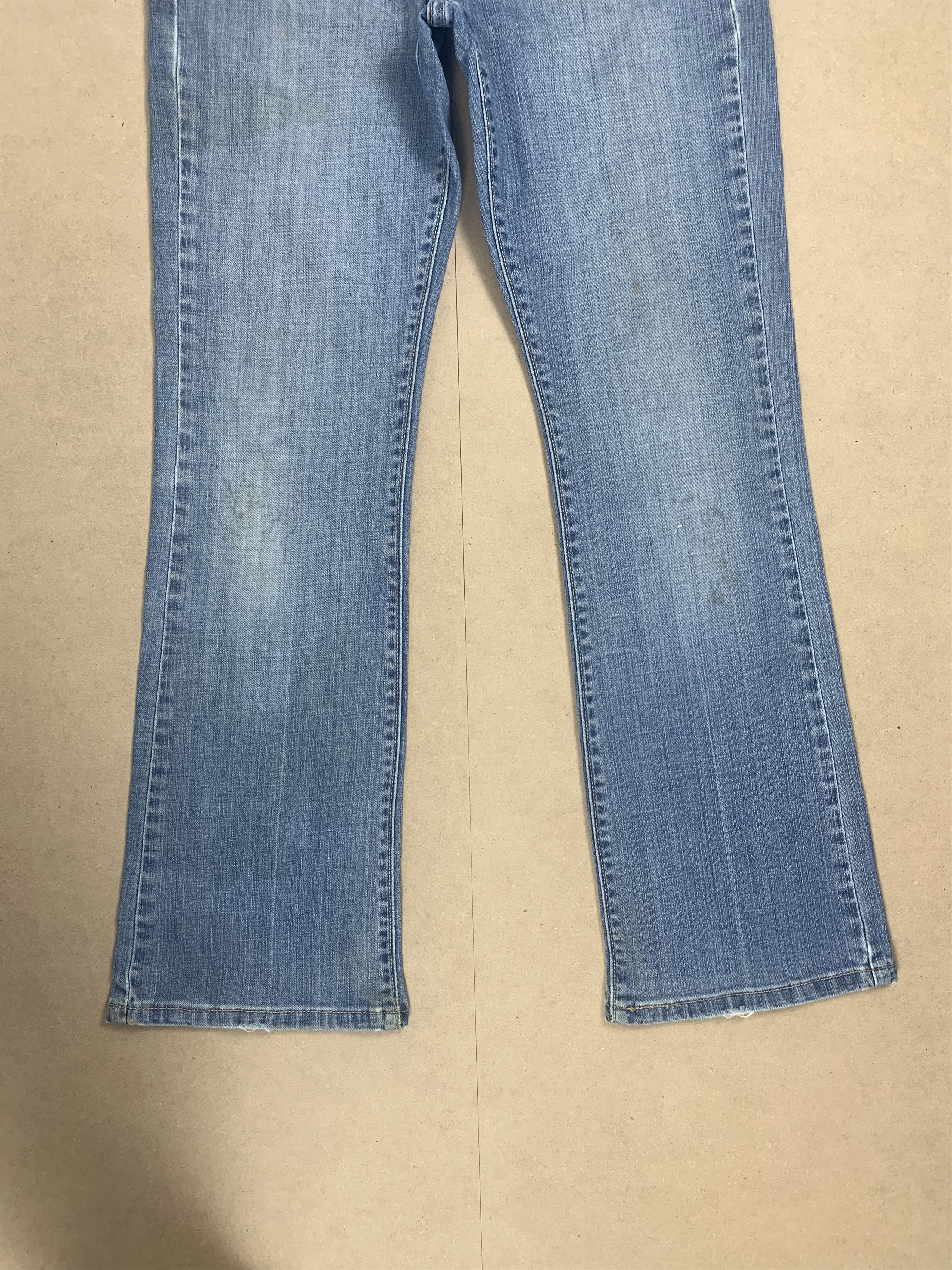 Levi's Vintage Levis 515 Flared Boot Cut Faded Blue Jeans Size 27" / US 4 / IT 40 - 4 Thumbnail