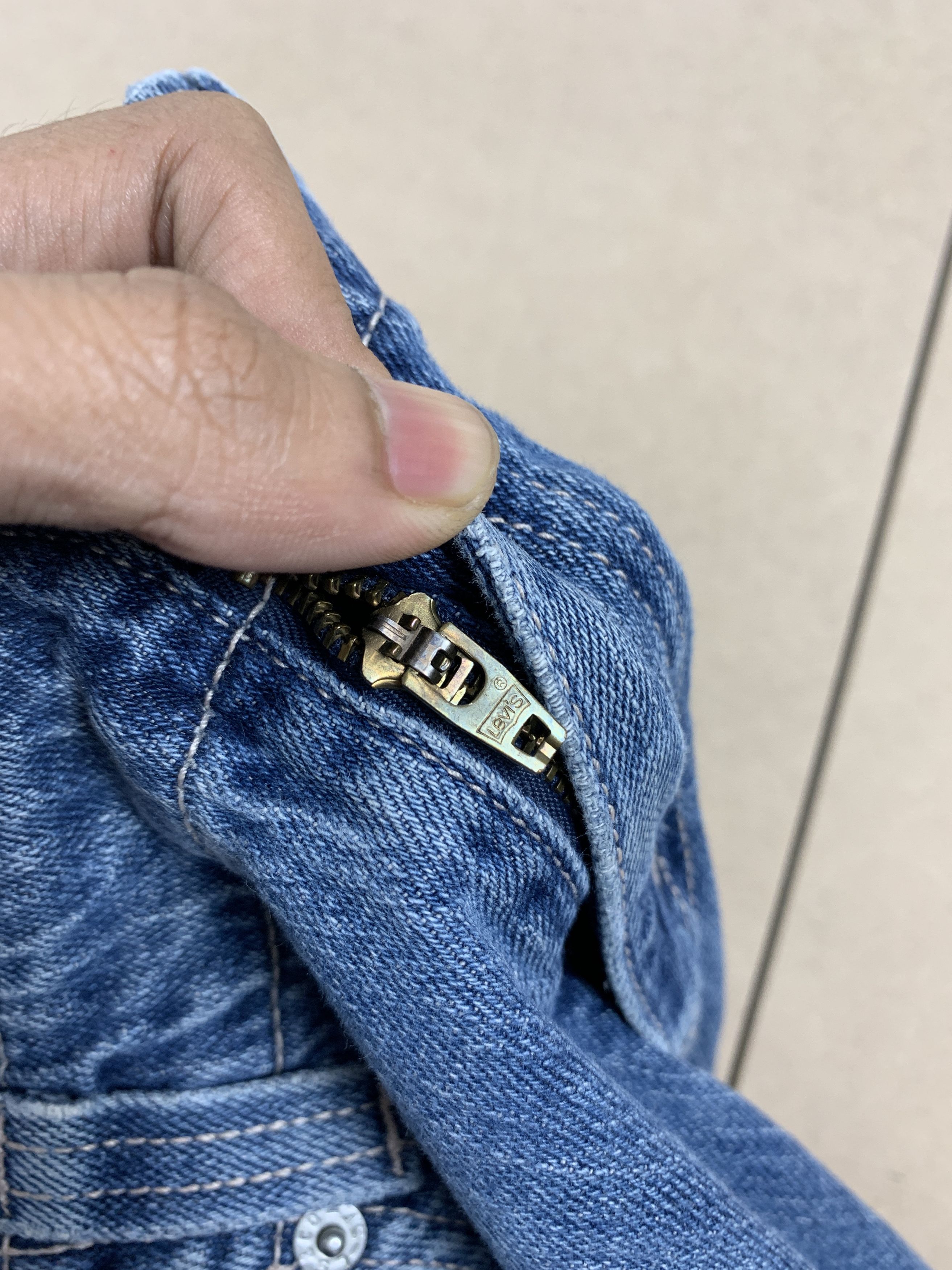 Levi's × Vintage Vintage Levis 525 Flared Boot Cut Faded Mid Wash Jeans Size 32" / US 10 / IT 46 - 15 Thumbnail