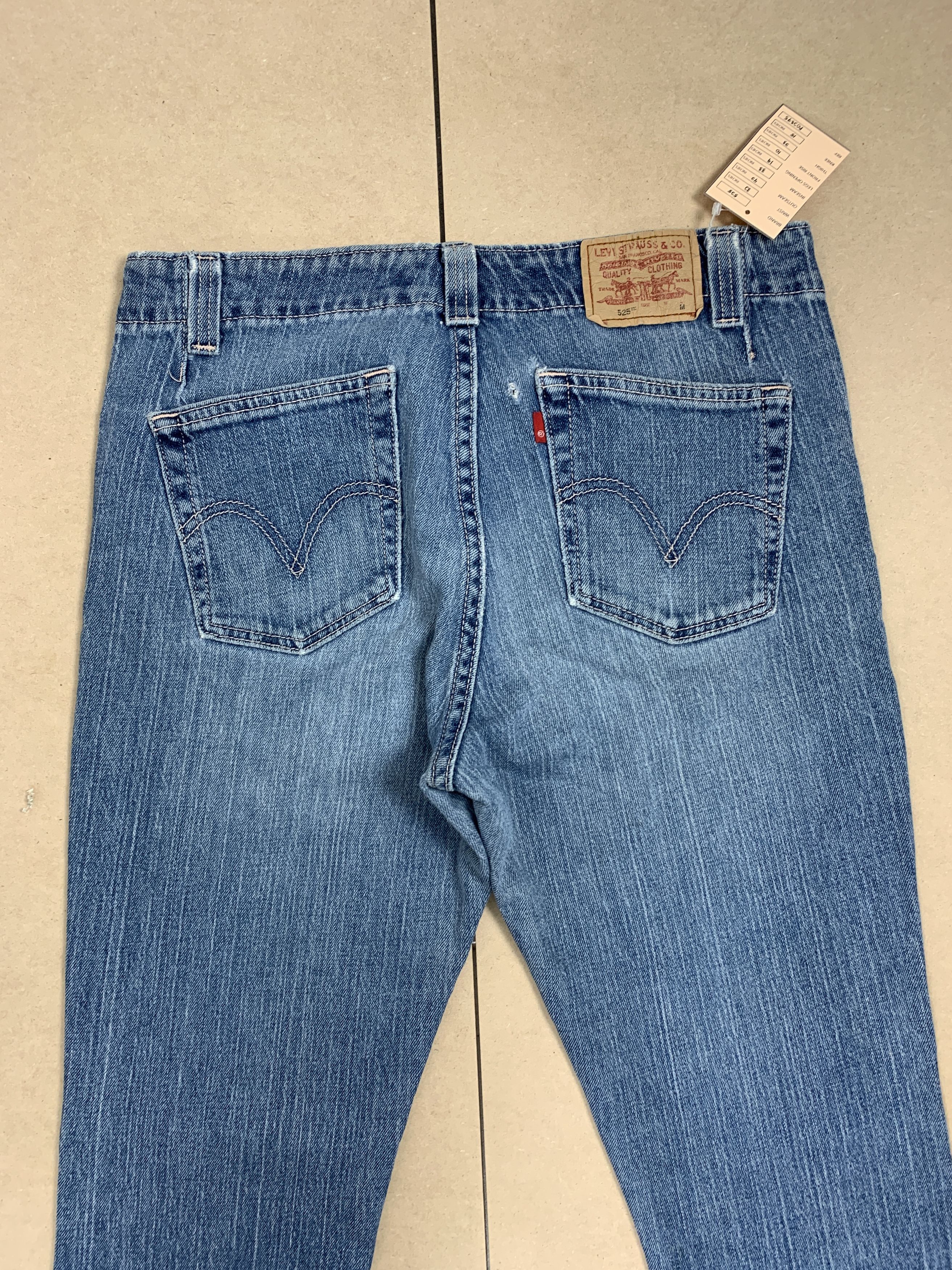 Levi's × Vintage Vintage Levis 525 Flared Boot Cut Faded Mid Wash Jeans Size 32" / US 10 / IT 46 - 7 Thumbnail