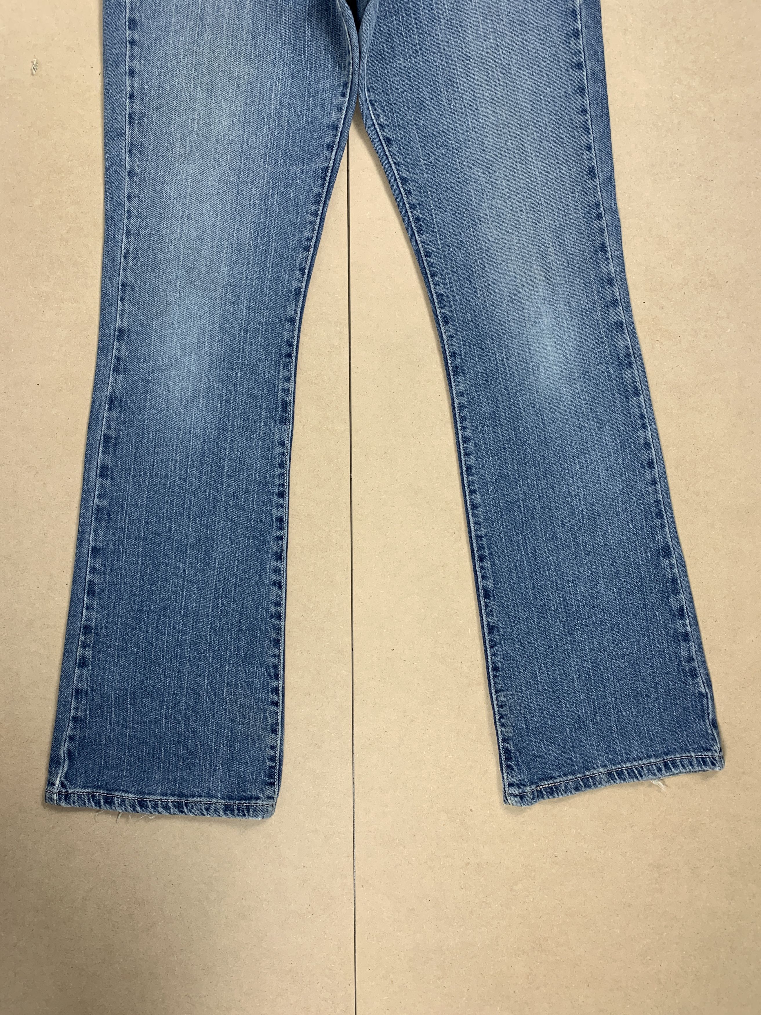 Levi's × Vintage Vintage Levis 525 Flared Boot Cut Faded Mid Wash Jeans Size 32" / US 10 / IT 46 - 3 Thumbnail