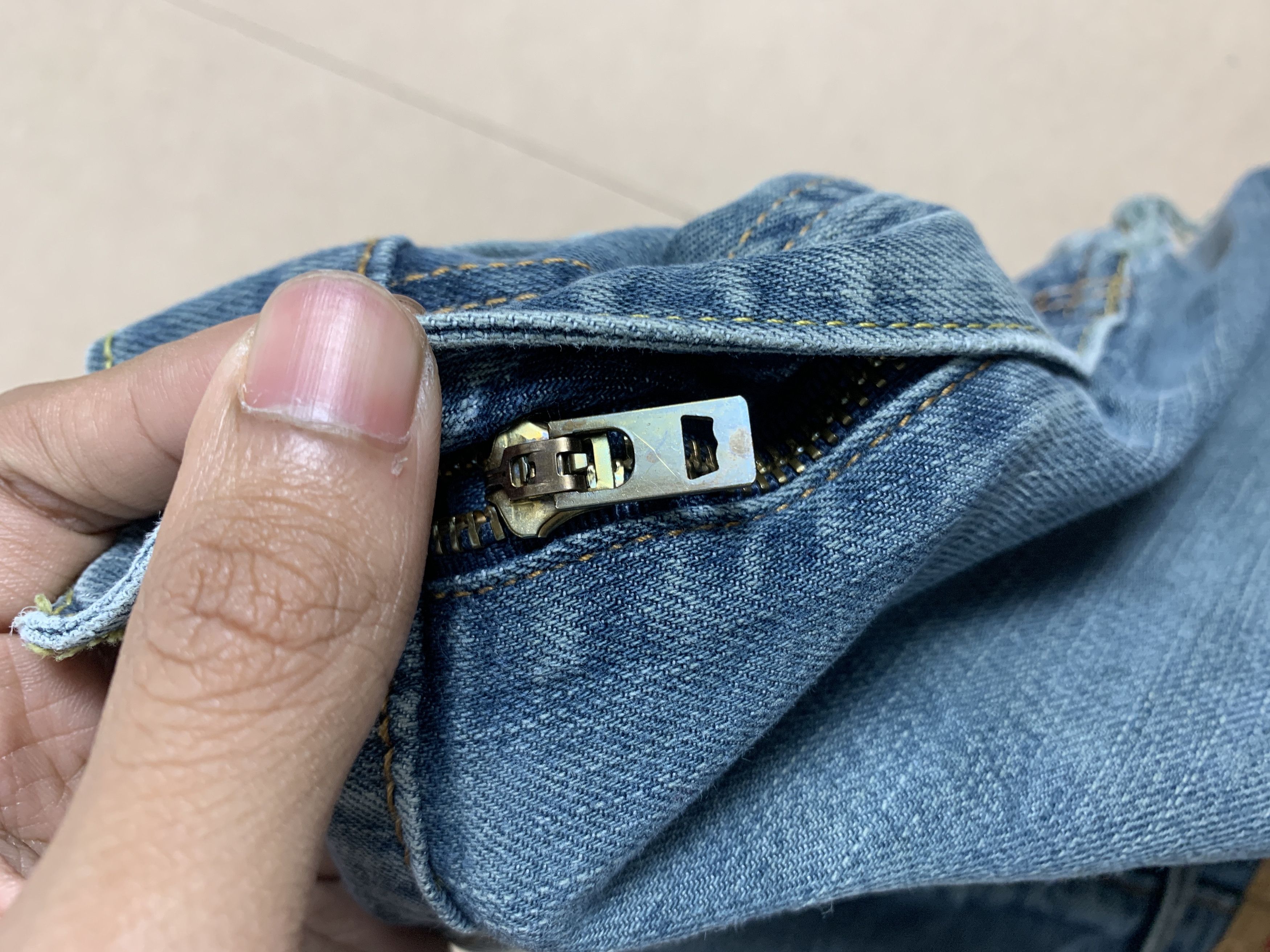 Levi's Vintage LEVI'S 511 Distressed Skinny Faded Jeans P0258 Size US 32 / EU 48 - 23 Thumbnail