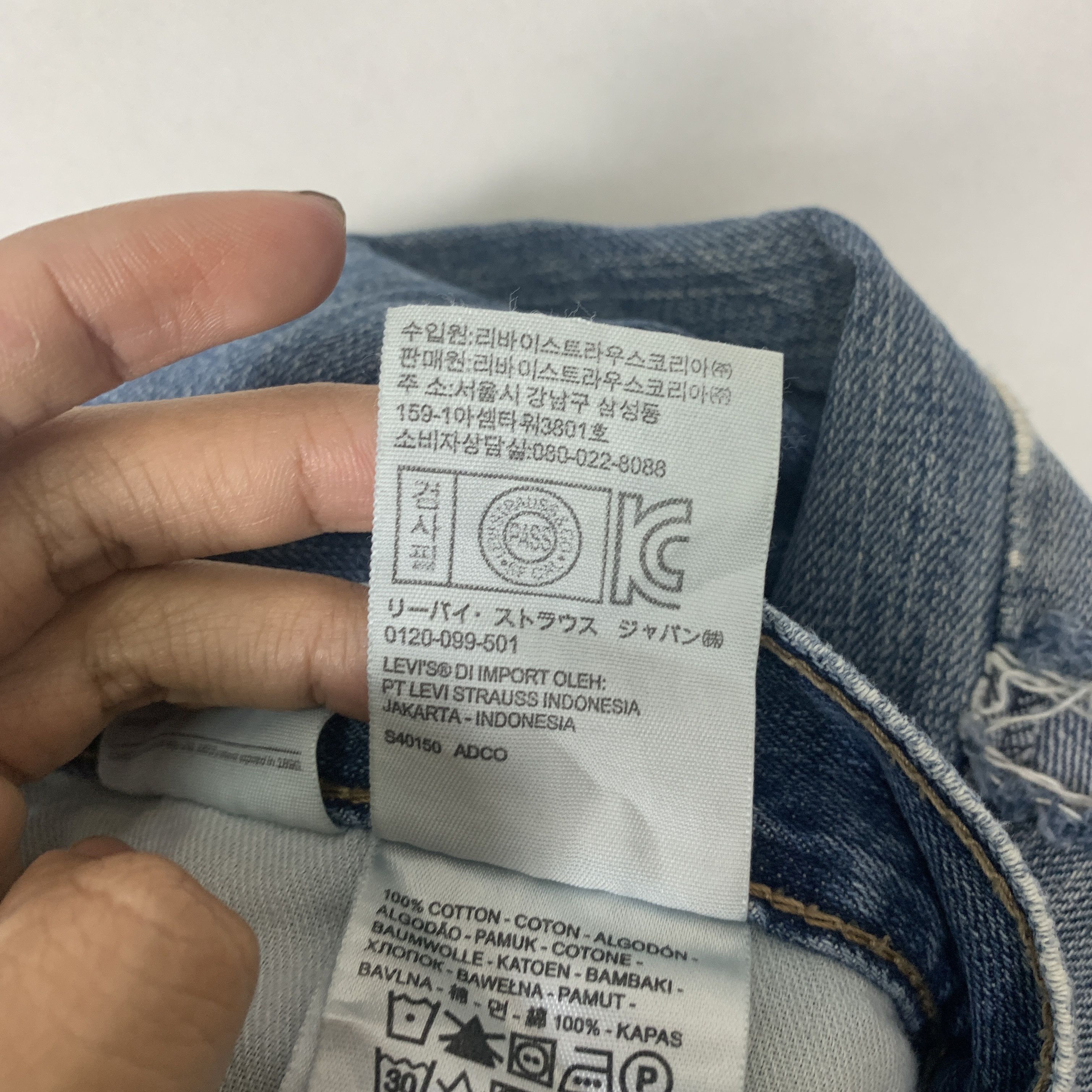 Levi's × Vintage Vintage LEVI'S 559 Distressed Faded Mid Wash Jeans Size US 40 / EU 56 - 15 Thumbnail