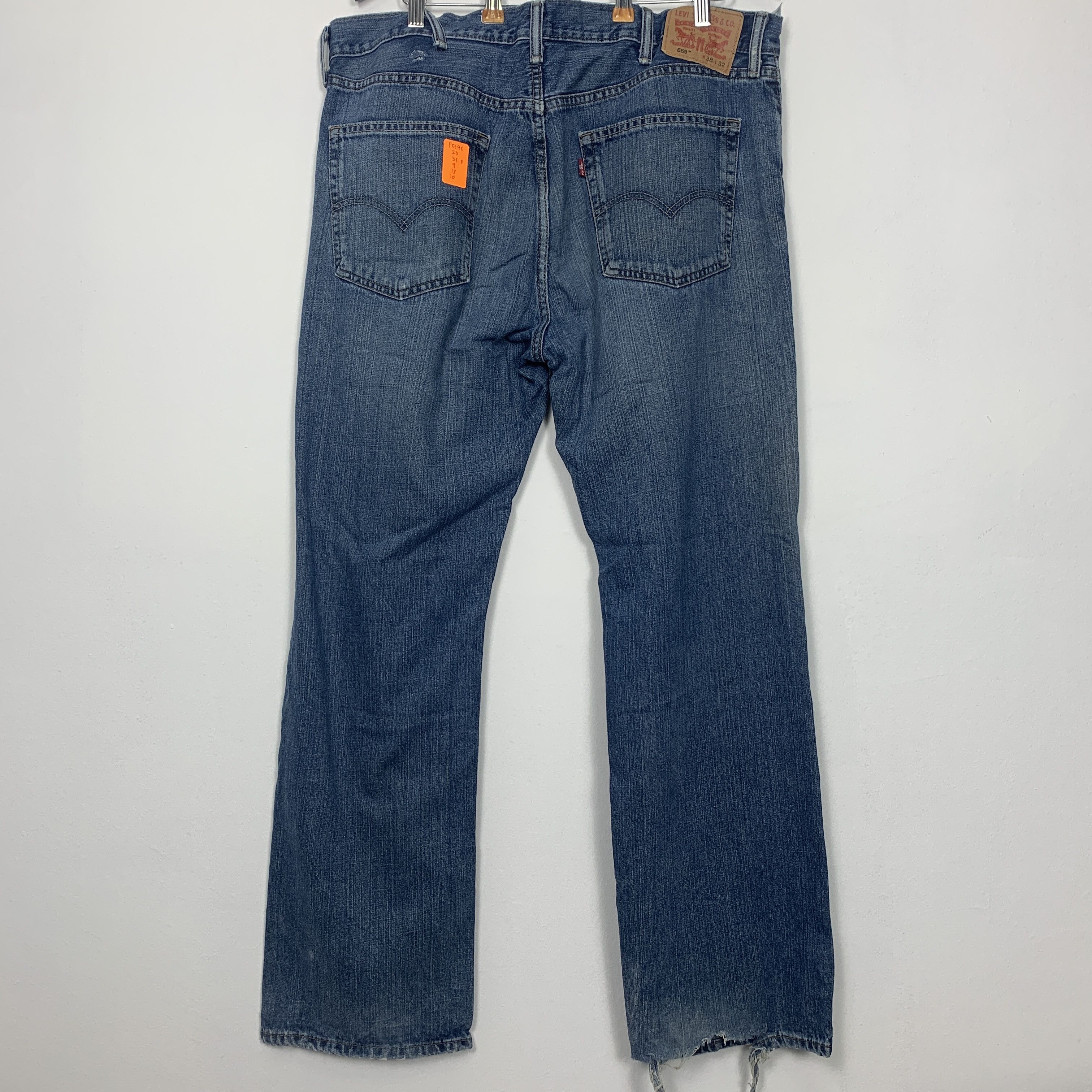 Levi's × Vintage Vintage LEVI'S 559 Distressed Faded Mid Wash Jeans Size US 40 / EU 56 - 2 Thumbnail