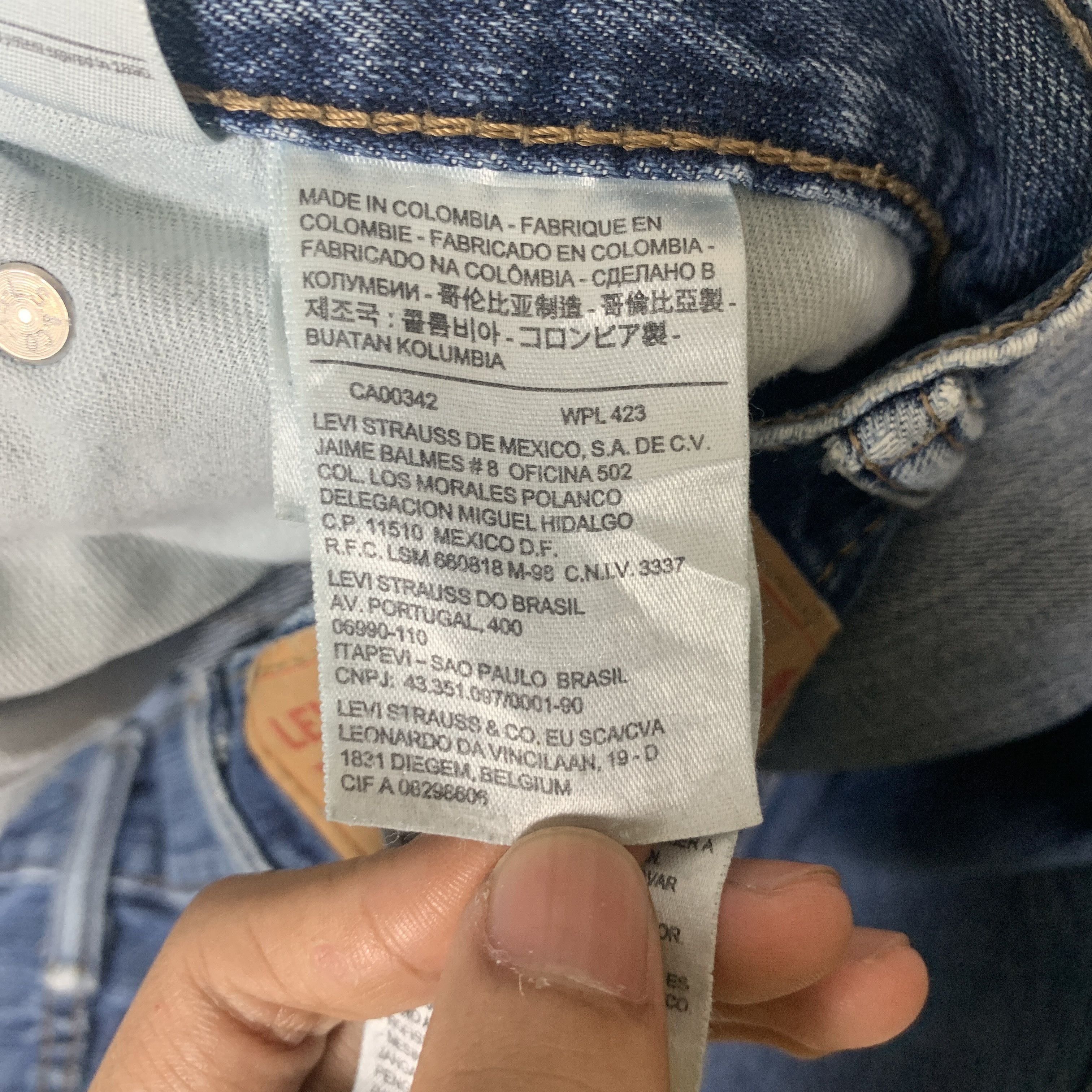 Levi's × Vintage Vintage LEVI'S 559 Distressed Faded Mid Wash Jeans Size US 40 / EU 56 - 14 Thumbnail
