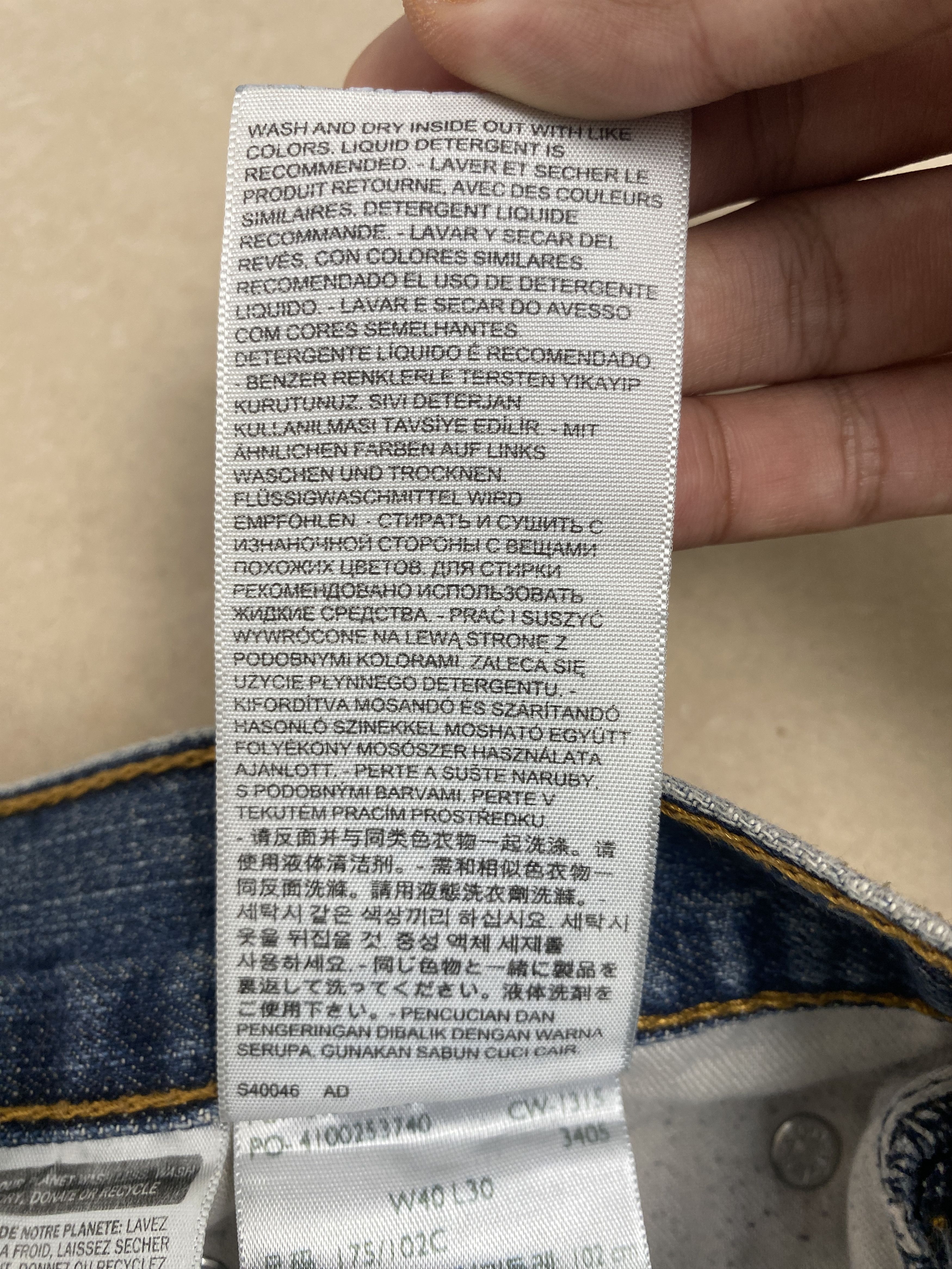 Levi's Vintage Levis 559 Straight Cut Distressed Faded Blue Jeans Size US 41 - 17 Thumbnail