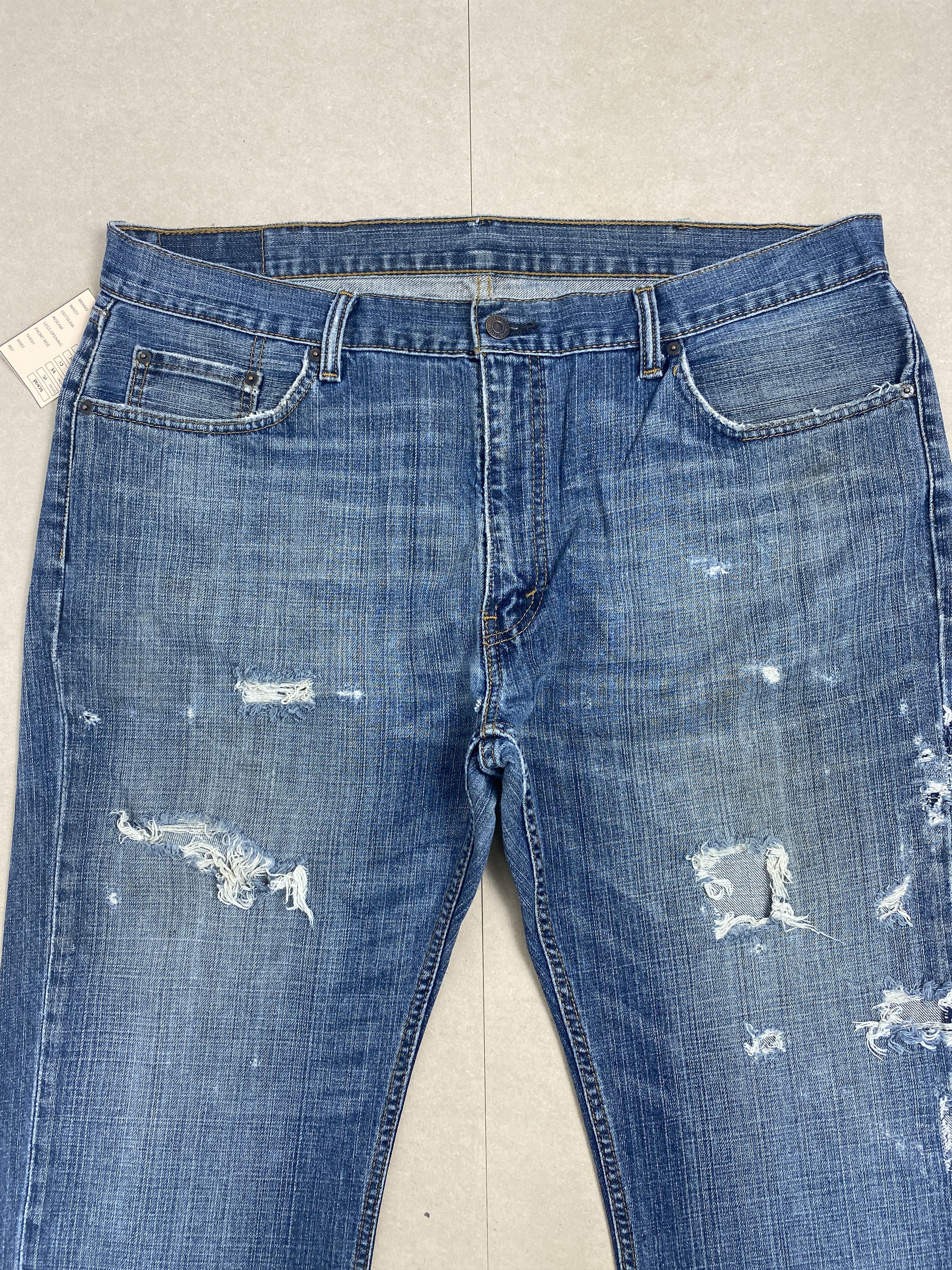 Levi's Vintage Levis 559 Straight Cut Distressed Faded Blue Jeans Size US 41 - 2 Thumbnail