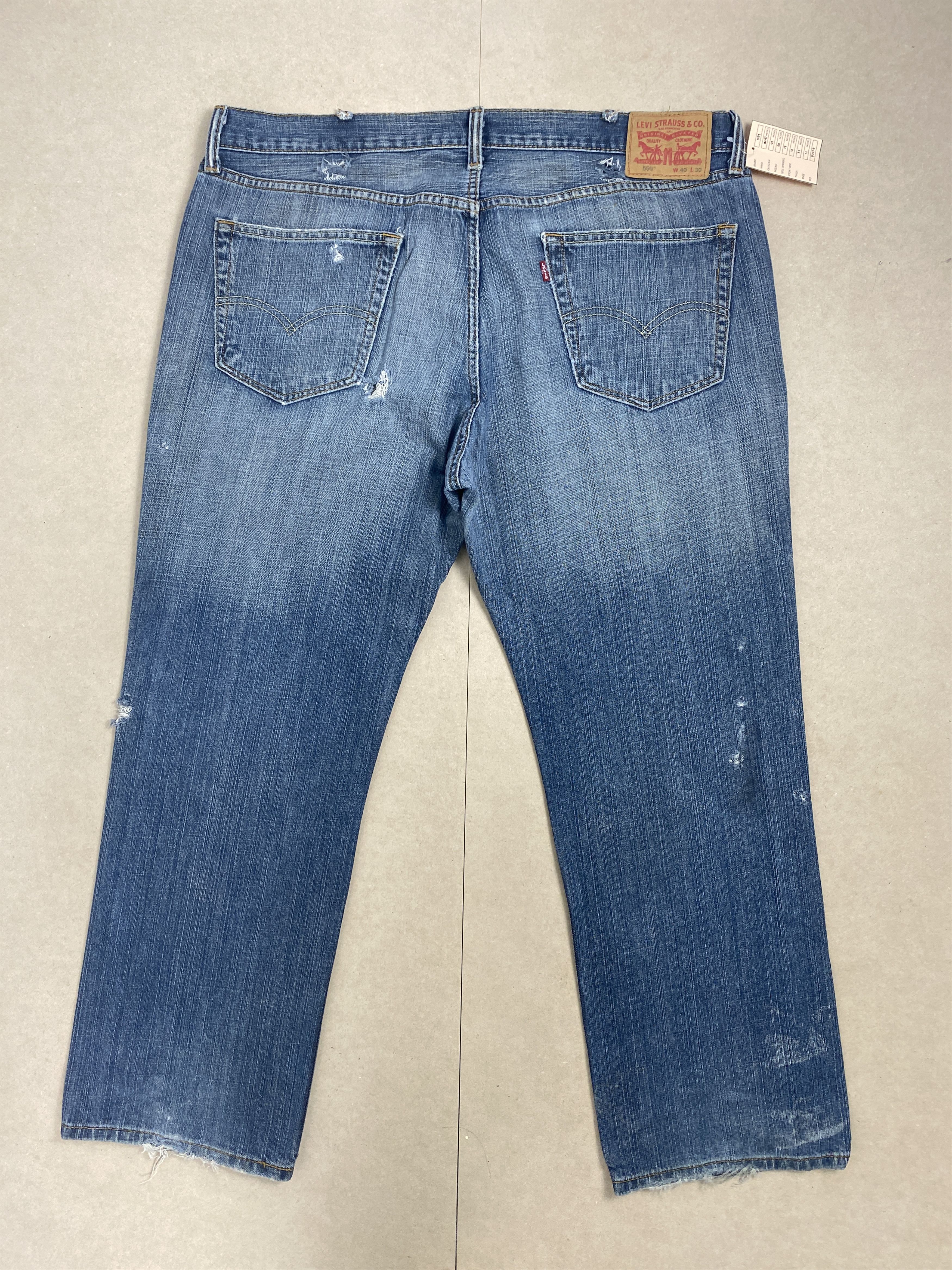 Levi's Vintage Levis 559 Straight Cut Distressed Faded Blue Jeans Size US 41 - 7 Thumbnail