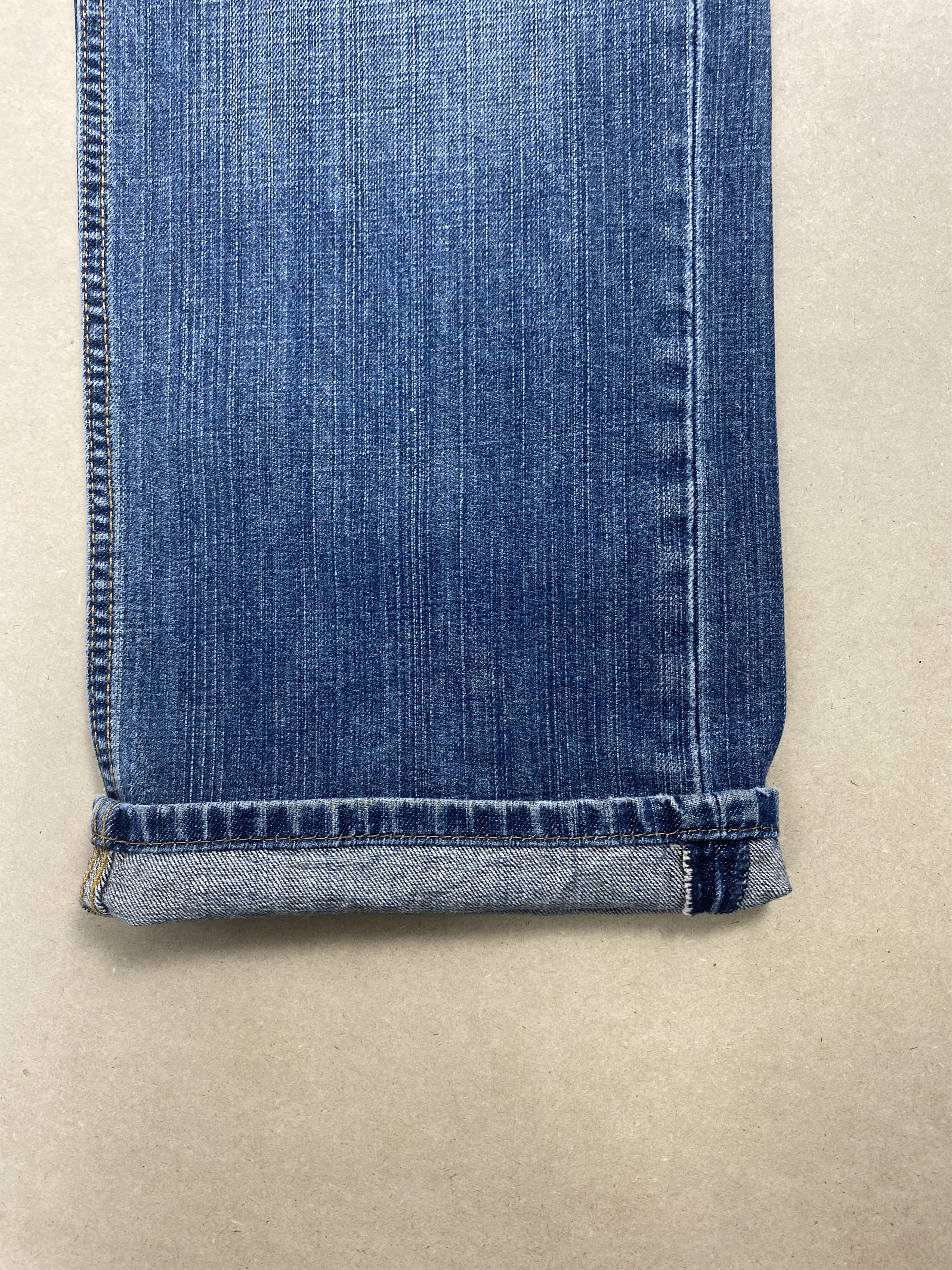 Levi's Vintage Levis 559 Straight Cut Distressed Faded Blue Jeans Size US 41 - 6 Thumbnail