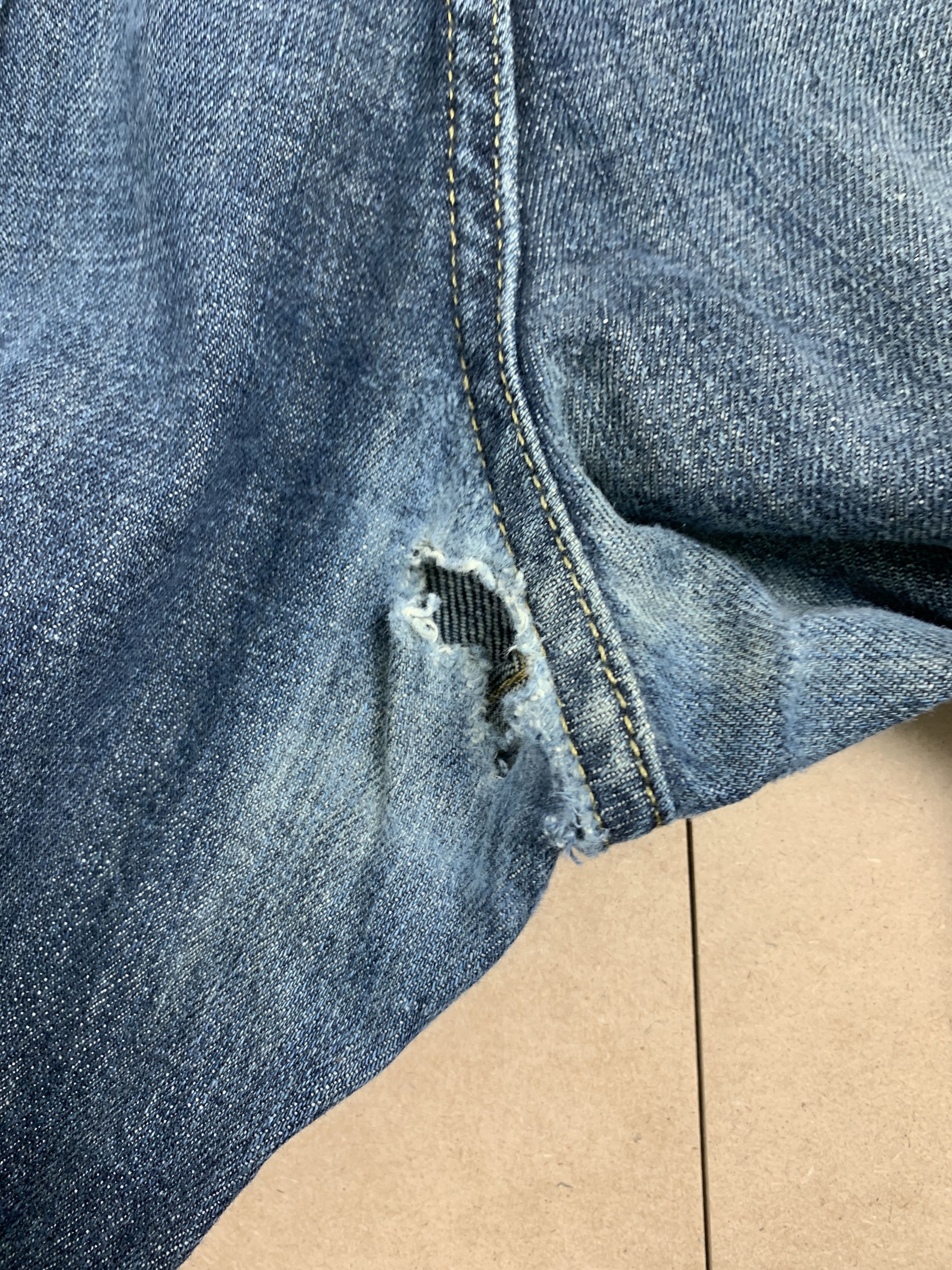 Levi's Vintage Levis 559 Straight Cut Distressed Blue Jeans Size US 38 / EU 54 - 9 Thumbnail