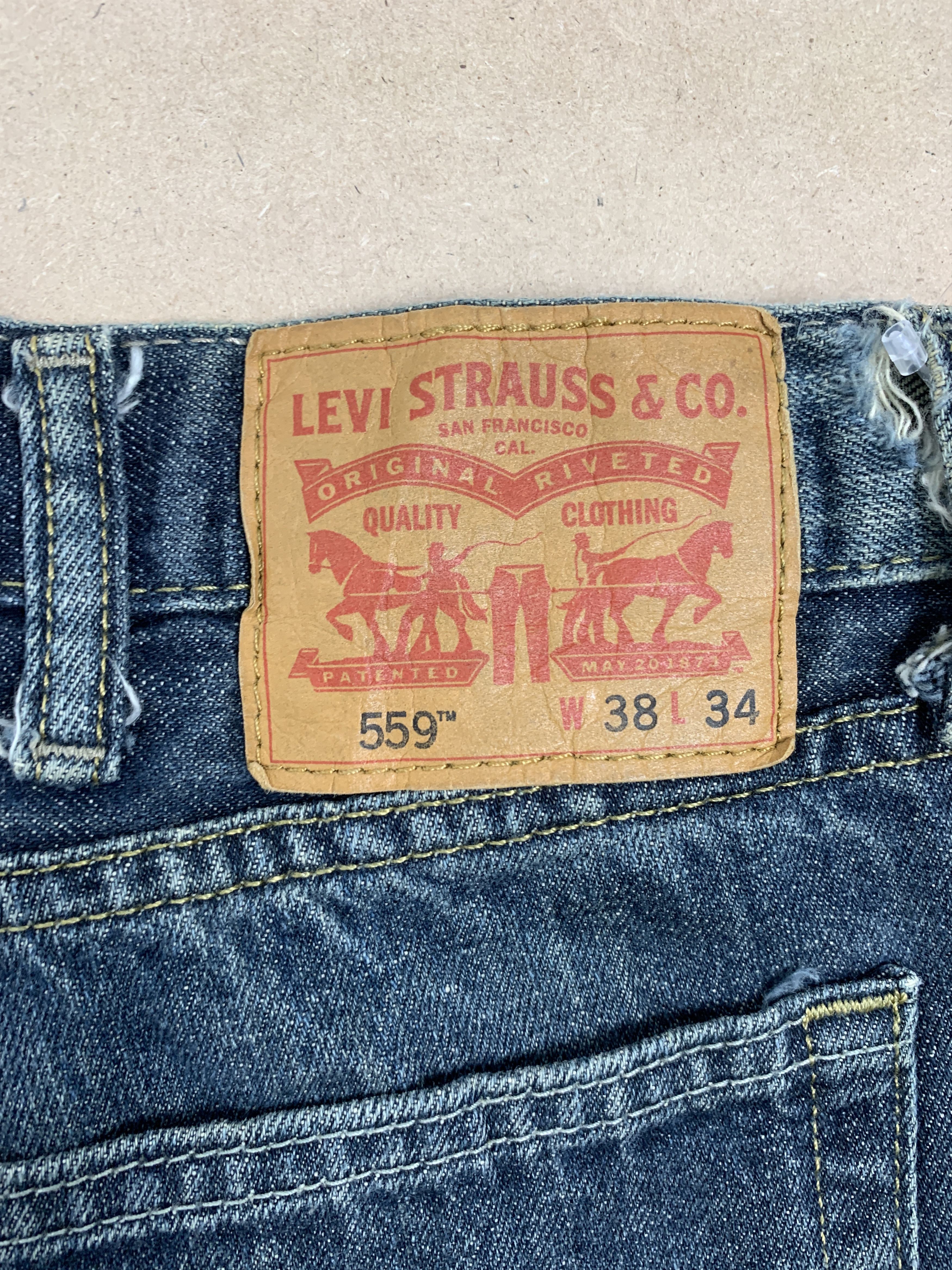 Levi's Vintage Levis 559 Straight Cut Distressed Blue Jeans Size US 38 / EU 54 - 10 Thumbnail