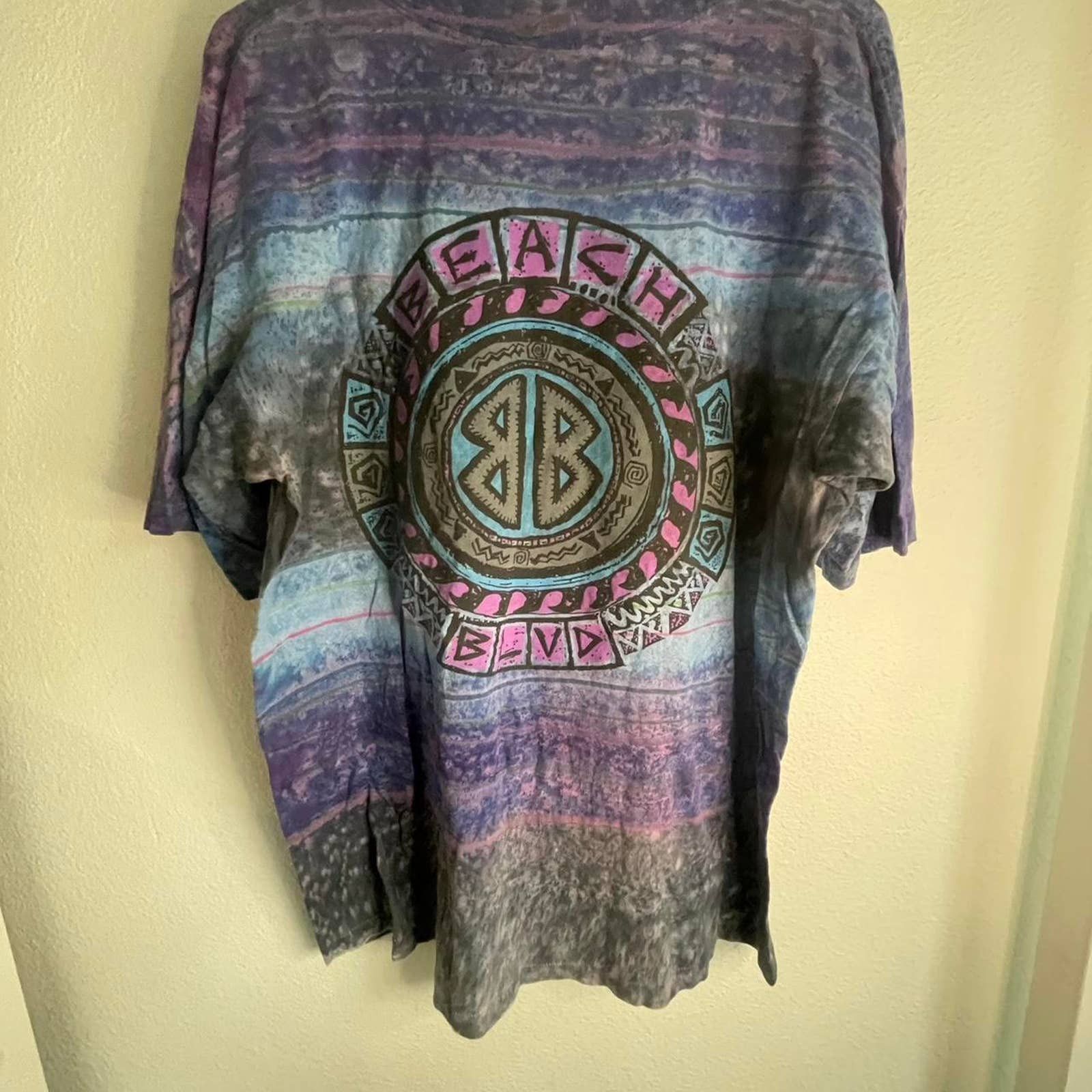 Vintage Vintage Beach Boulevard Late 80's 1990's Retro Y2K T Shirt Size US L / EU 52-54 / 3 - 5 Thumbnail