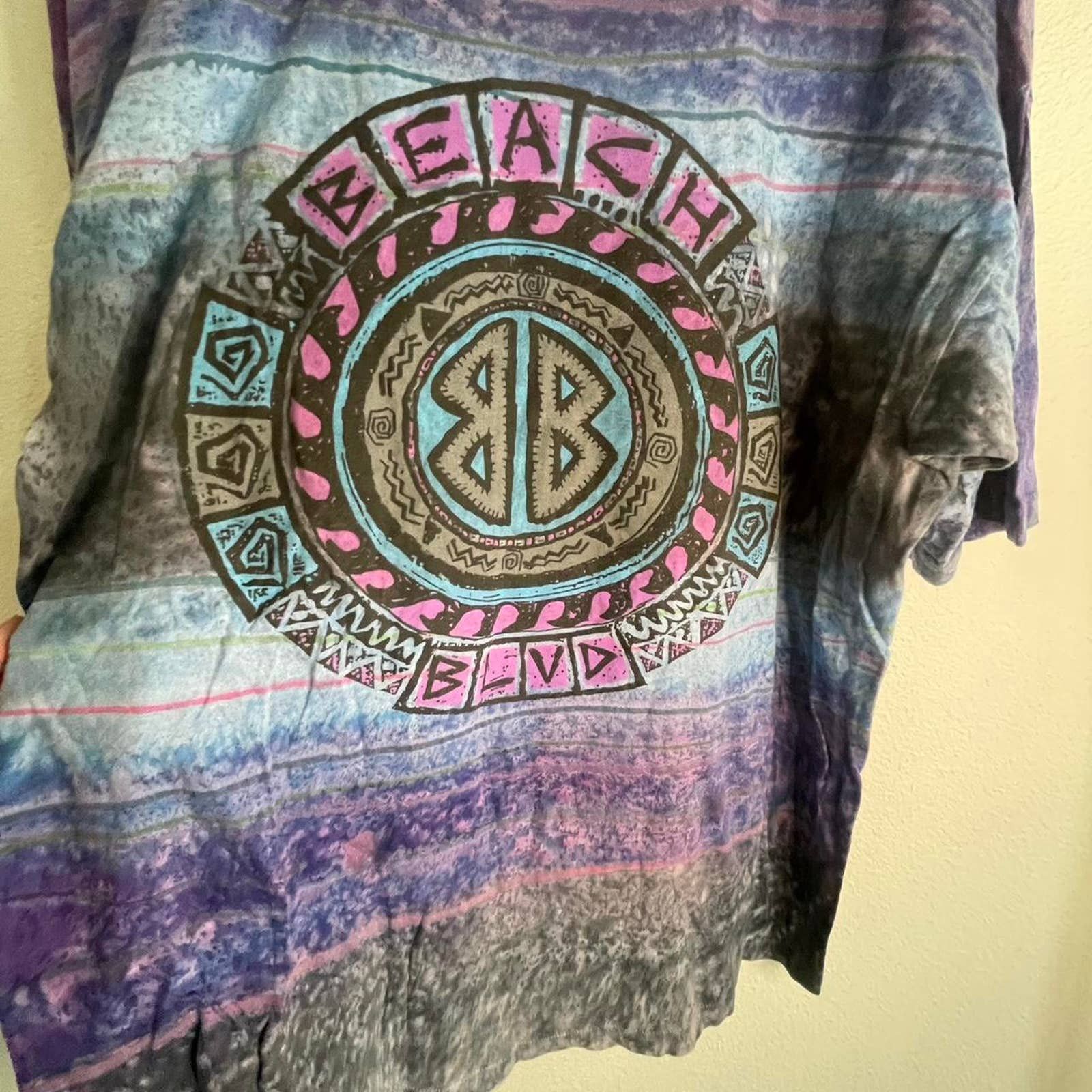 Vintage Vintage Beach Boulevard Late 80's 1990's Retro Y2K T Shirt Size US L / EU 52-54 / 3 - 6 Thumbnail