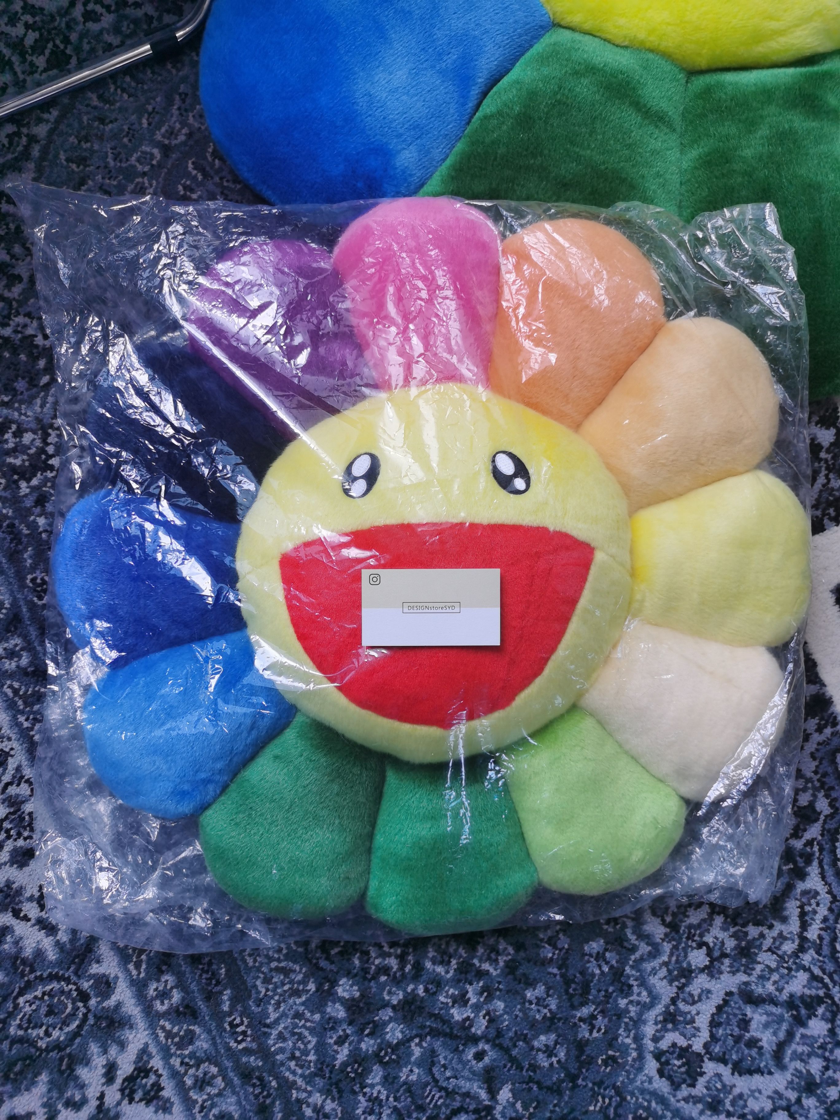 Takashi Murakami Takashi Murakami Rainbow Flower Cushion plush 60CM Size ONE SIZE - 2 Thumbnail