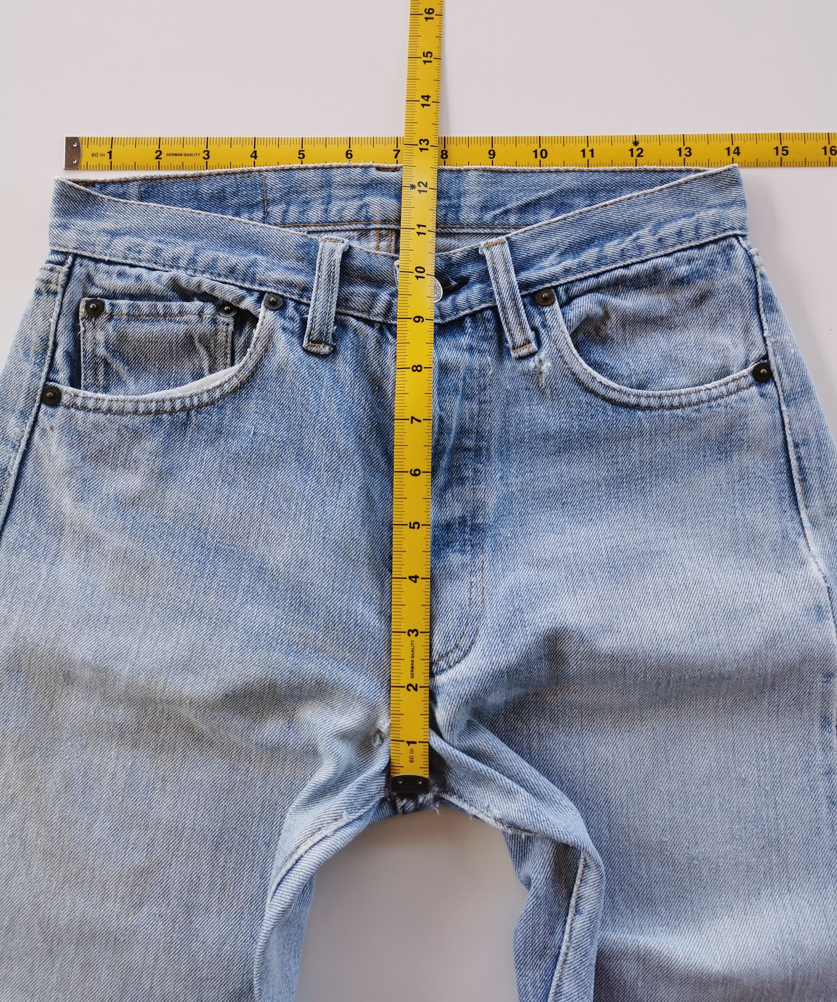 Levi's 80s Vintage Levis Button 6 Lot 501 Selvedge Distressed Jean Size US 28 / EU 44 - 12 Thumbnail