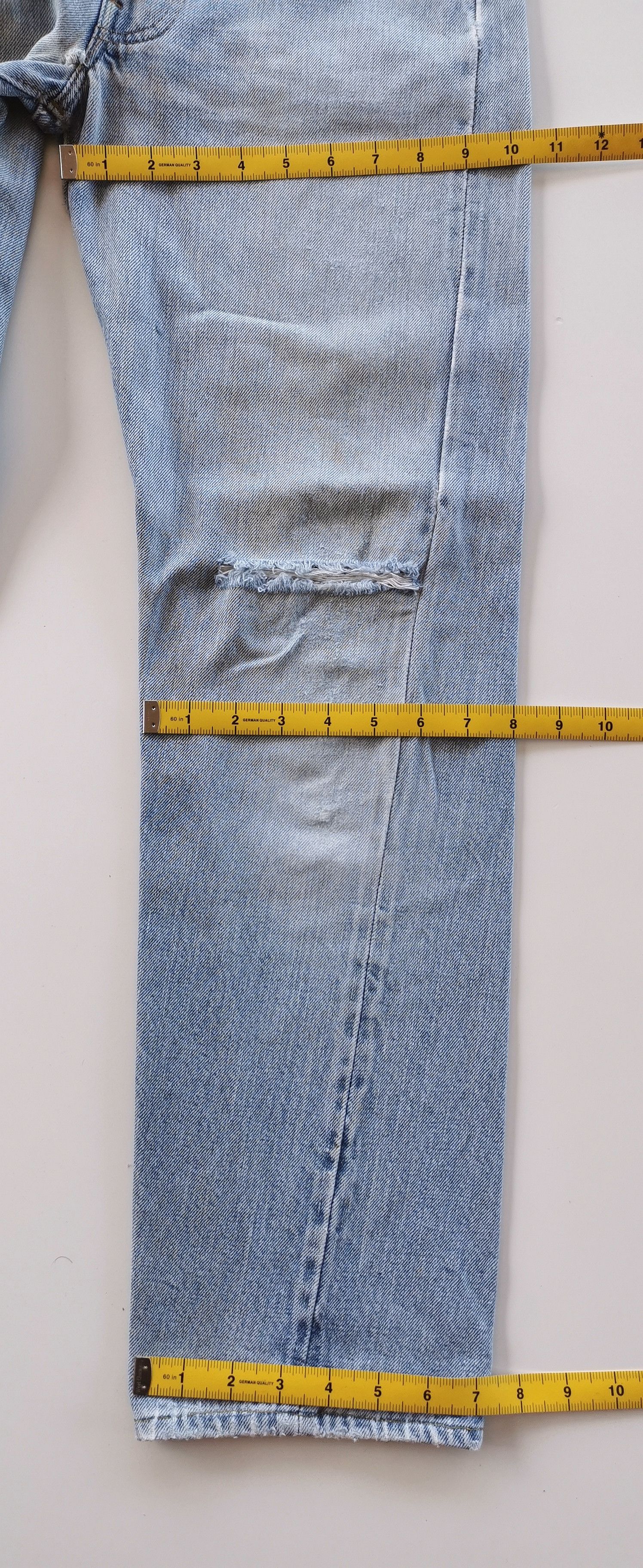 Levi's 80s Vintage Levis Button 6 Lot 501 Selvedge Distressed Jean Size US 28 / EU 44 - 14 Thumbnail