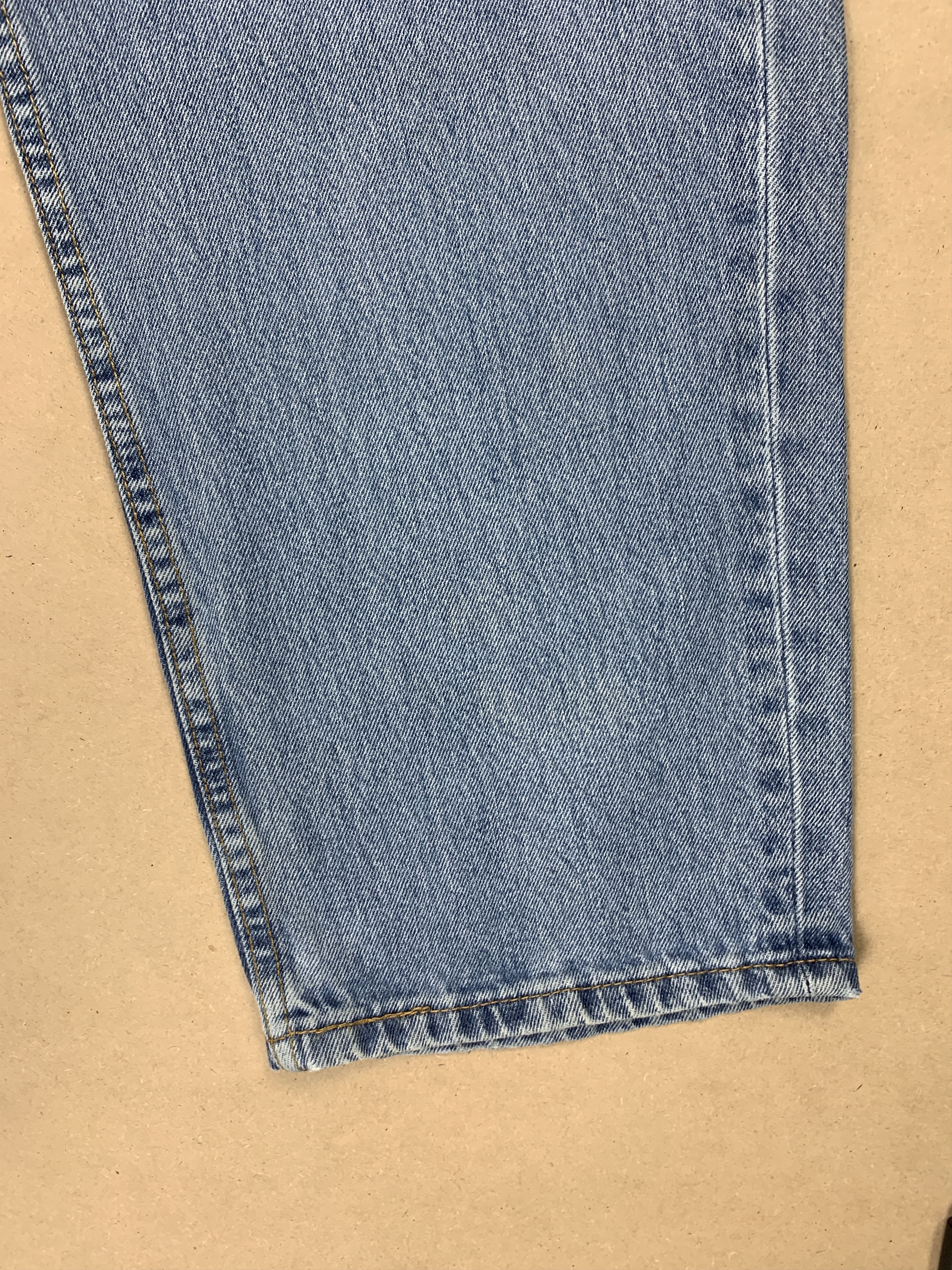 Levi's × Vintage Vintage LEVI'S 560 Comfort Fit Light Was Jeans Size US 40 / EU 56 - 3 Thumbnail