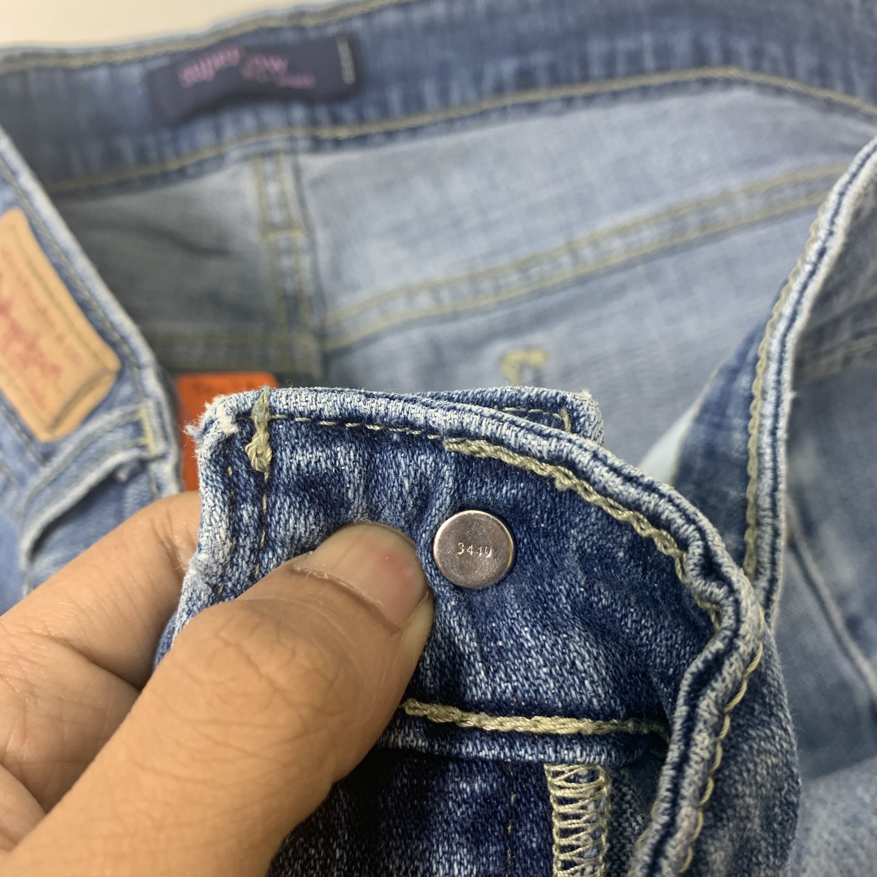 Levi's Vintage Levis 518 Flare Bootcut Blue Denim Jeans Size US 36 / EU 52 - 13 Thumbnail