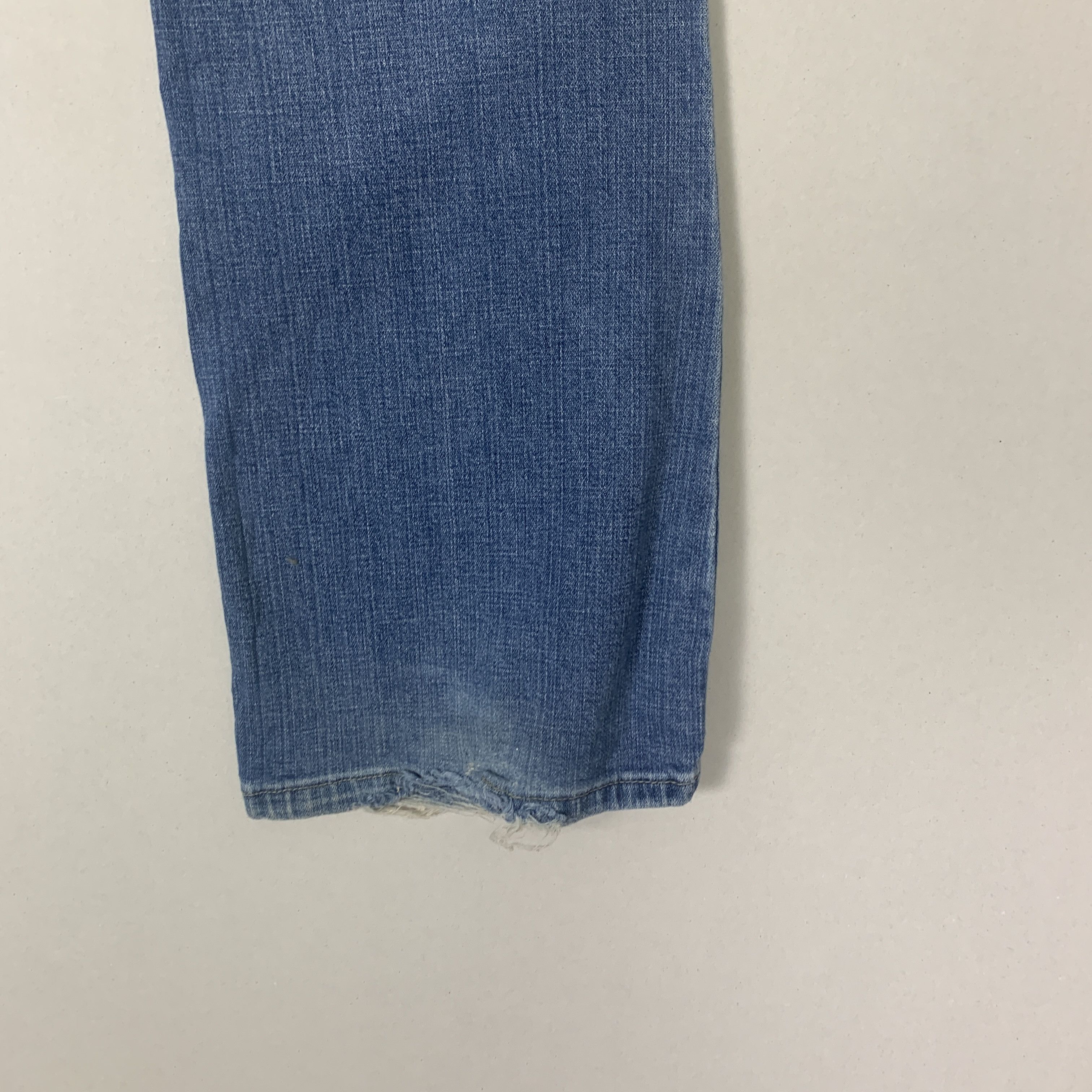Levi's Vintage Levis 518 Flare Bootcut Blue Denim Jeans Size US 36 / EU 52 - 7 Thumbnail