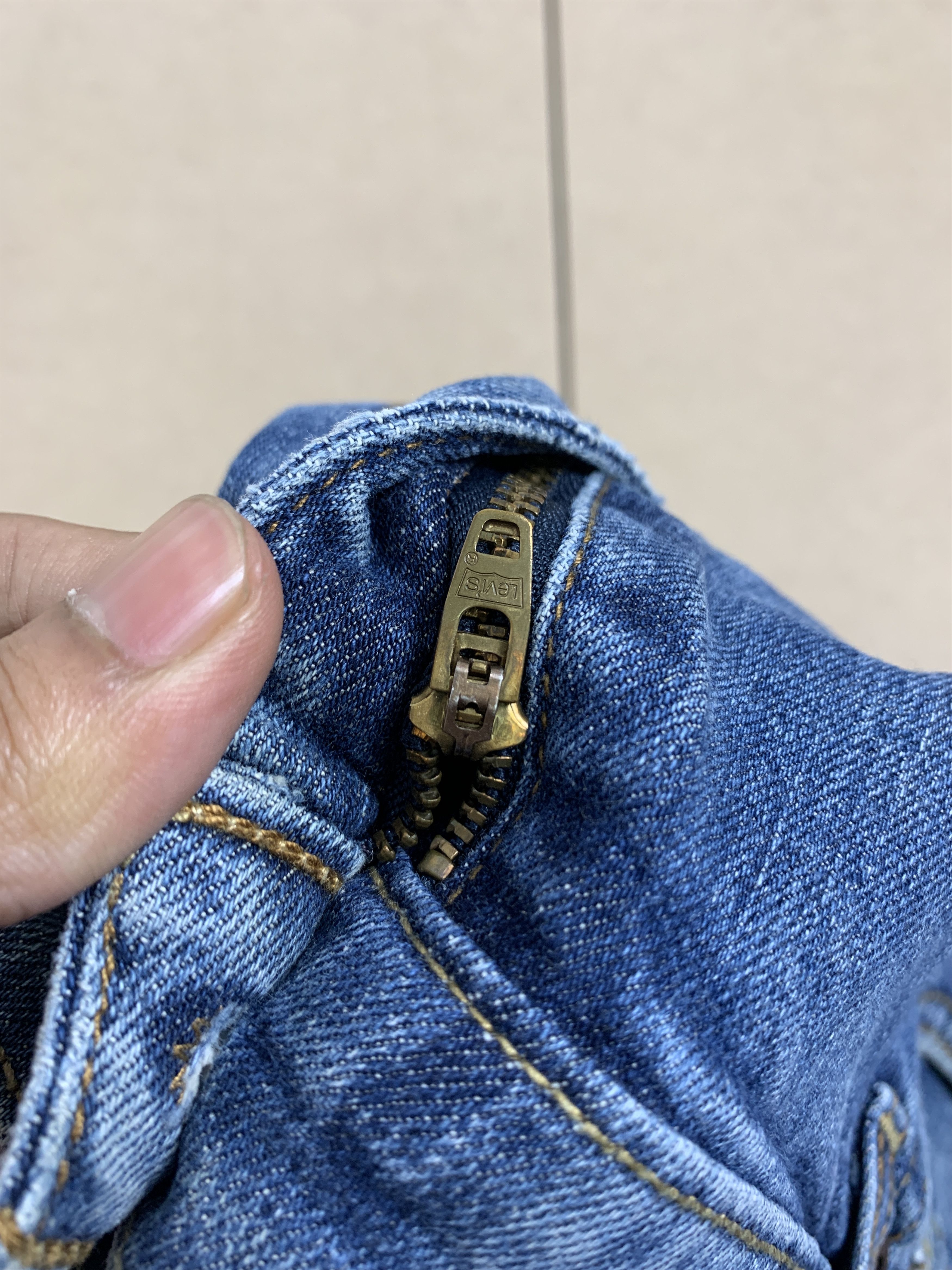 Levi's Vintage Levis 515 Flared Boot Cut Distressed Jeans P0377 Size 37" - 20 Thumbnail
