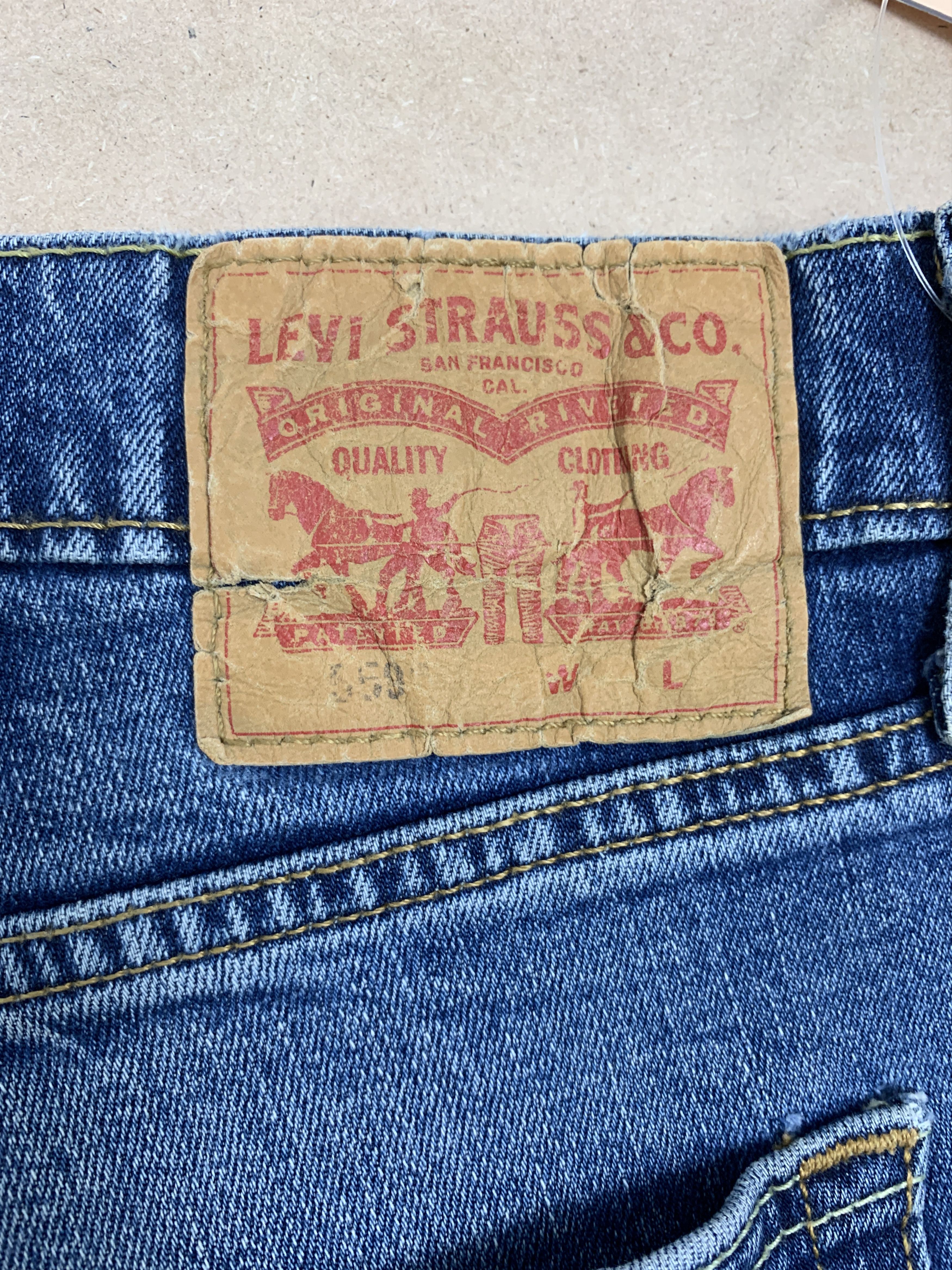 Levi's Levis Vintage 559 Straight Cut Faded Blue Jeans Size US 42 / EU 58 - 7 Thumbnail
