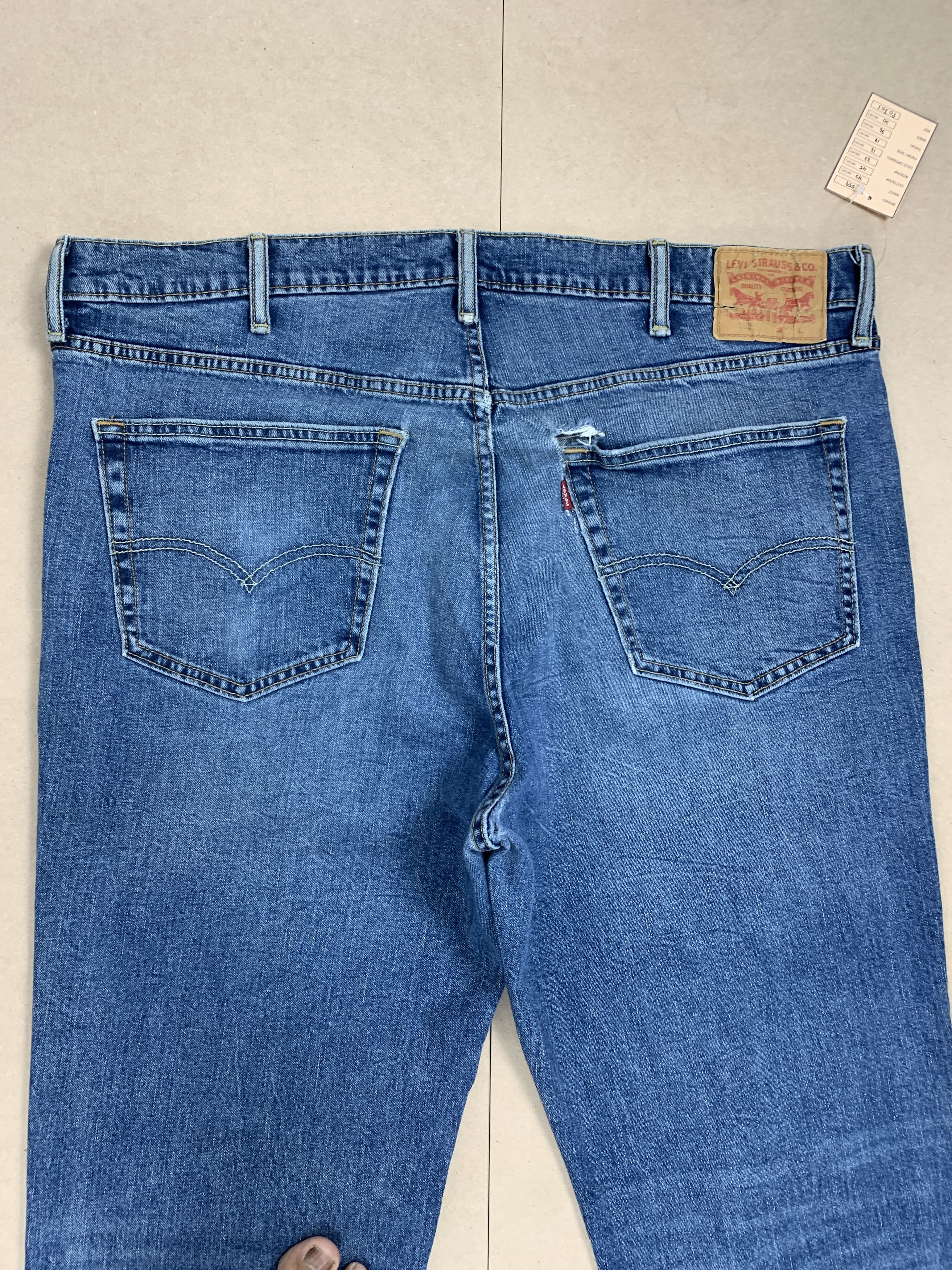 Levi's Levis Vintage 559 Straight Cut Faded Blue Jeans Size US 42 / EU 58 - 6 Thumbnail
