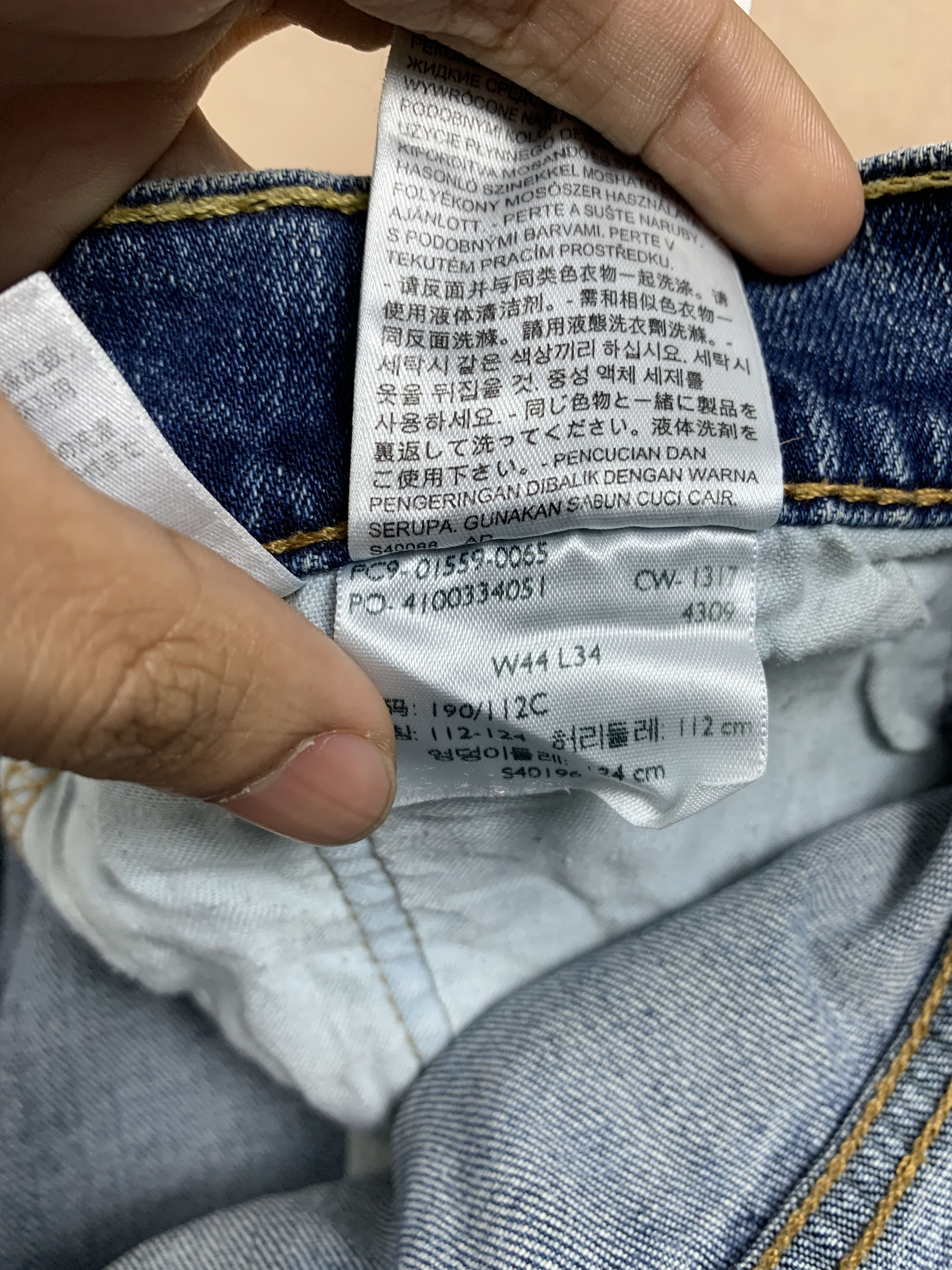 Levi's Levis Vintage 559 Straight Cut Faded Blue Jeans Size US 42 / EU 58 - 17 Thumbnail