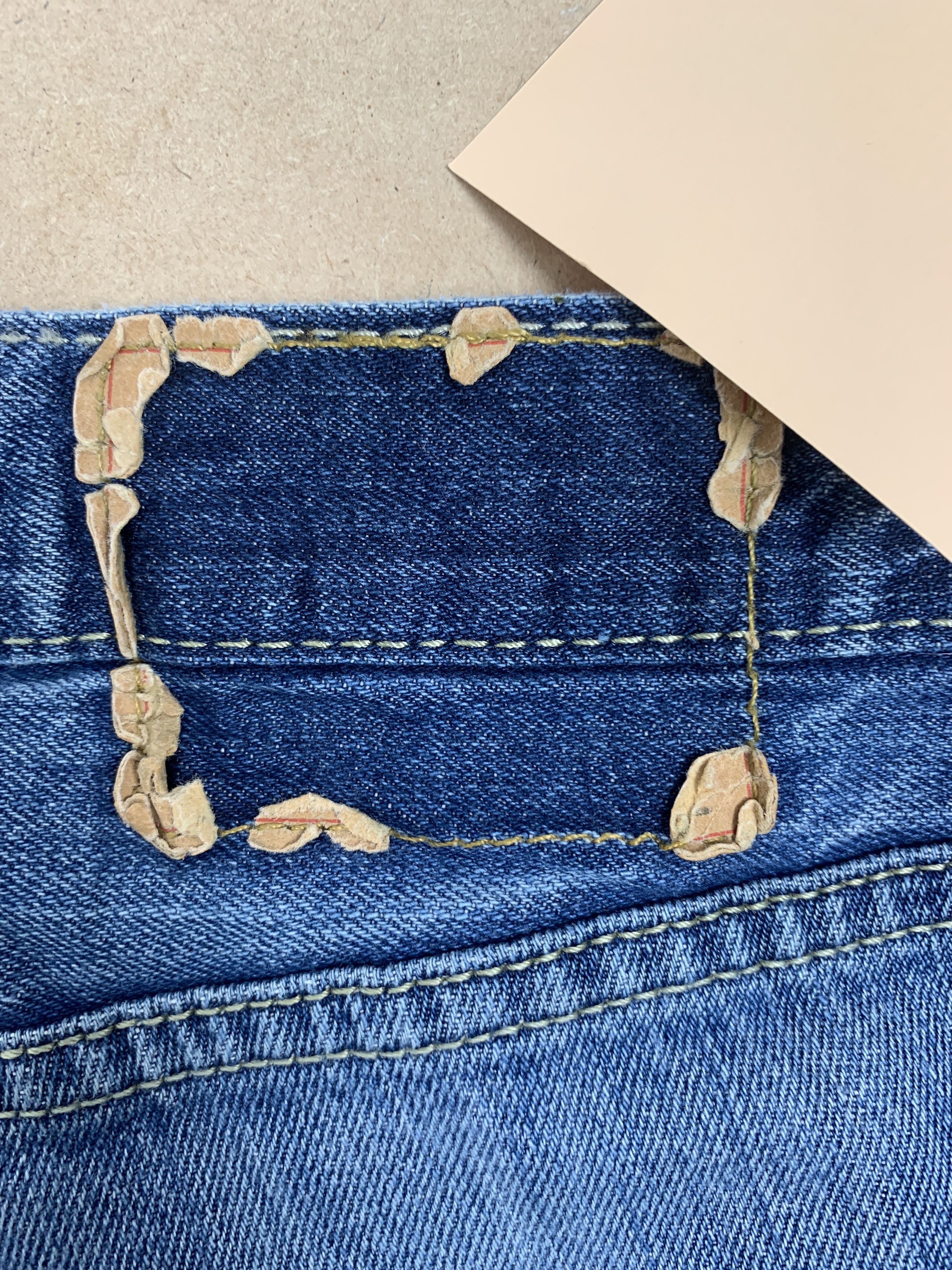 Levi's Vintage Levis 550 Straight Cut Distressed Faded Blue Jeans Size US 36 / EU 52 - 10 Thumbnail