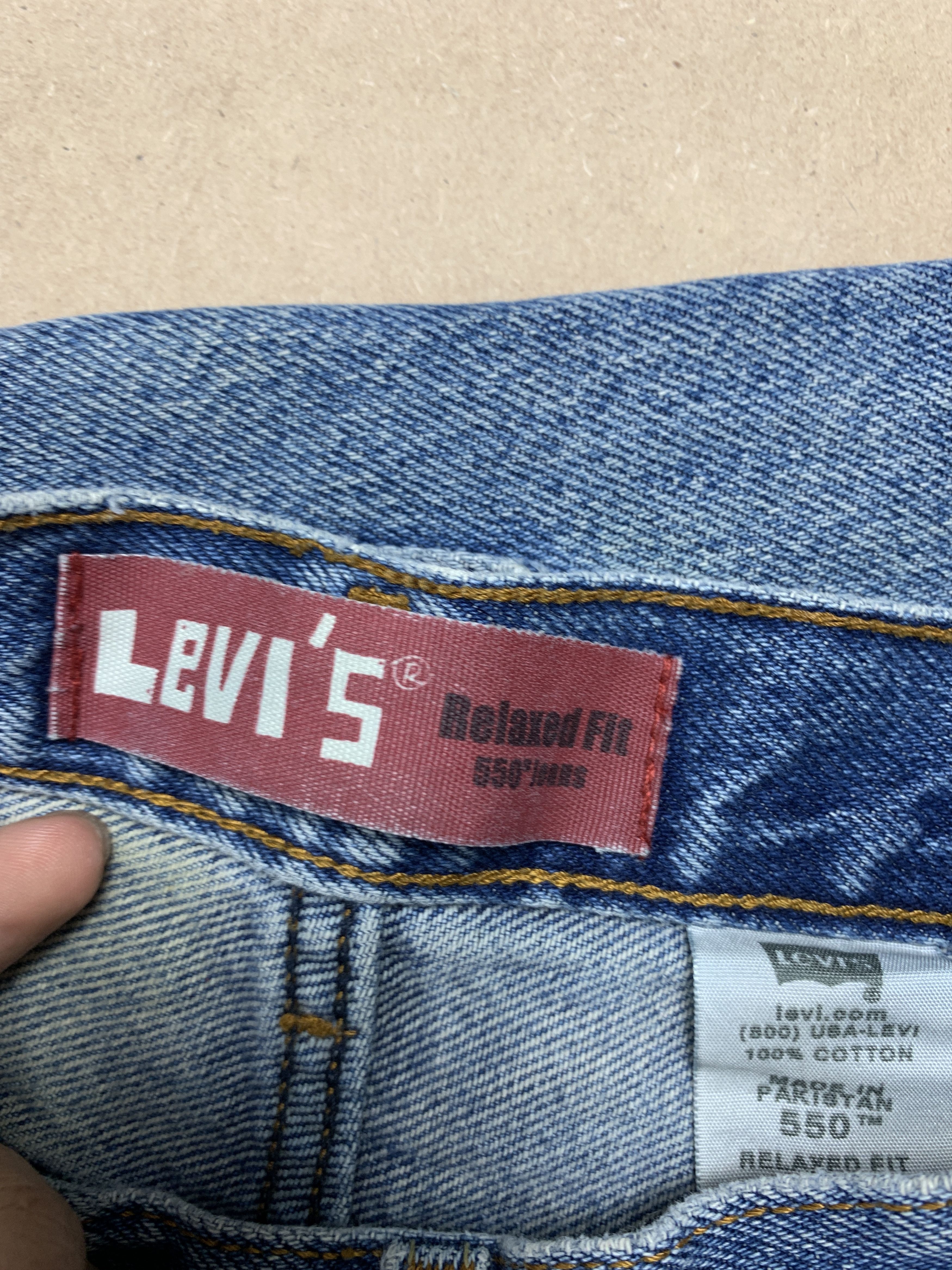 Levi's Vintage Levis 550 Straight Cut Faded Blue Jeans Size 24" / US 00 / IT 34 - 9 Thumbnail