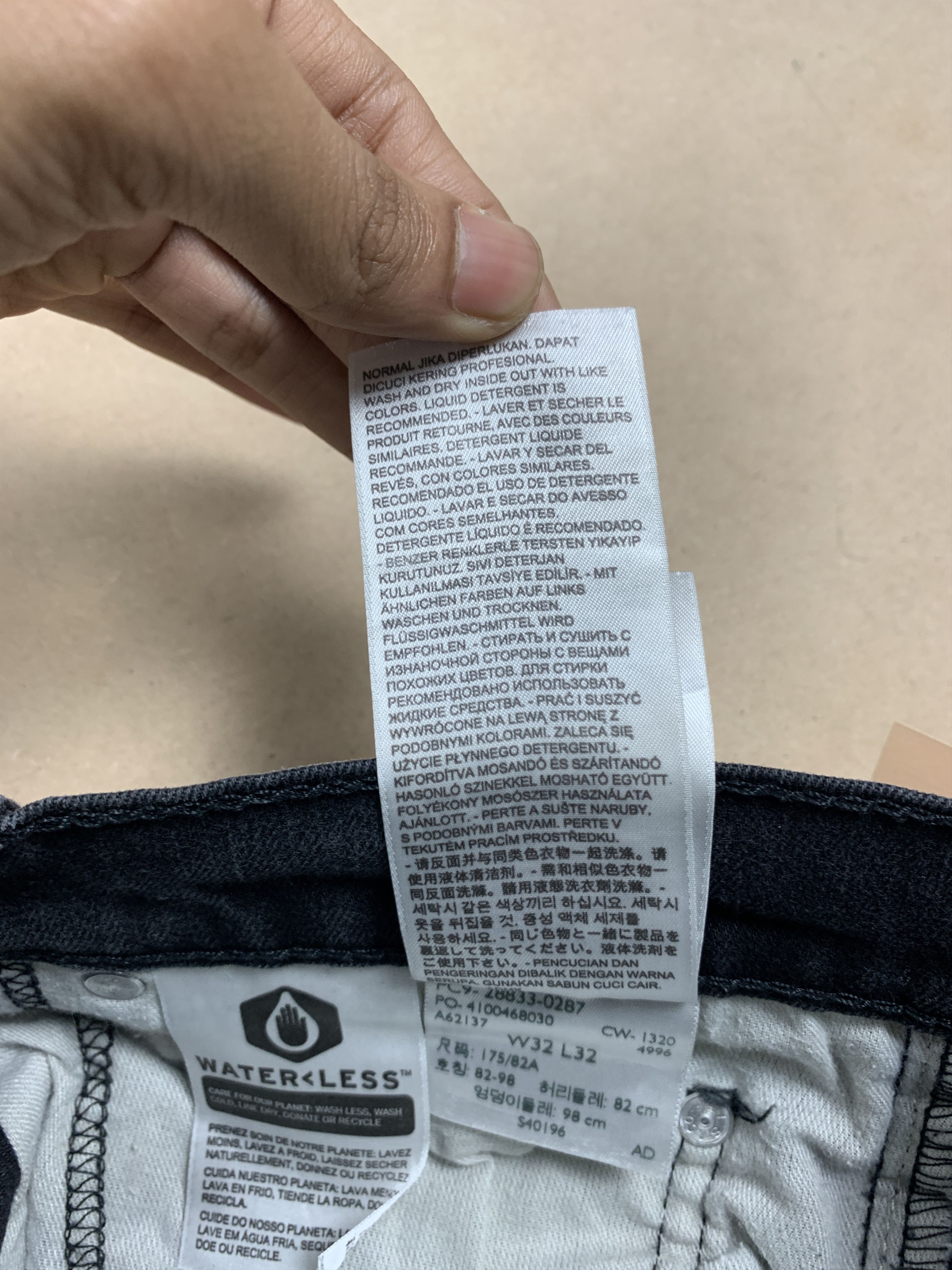Levi's × Vintage Vintage Levis 512 Mid Skinny Black Jeans Size US 32 / EU 48 - 13 Thumbnail