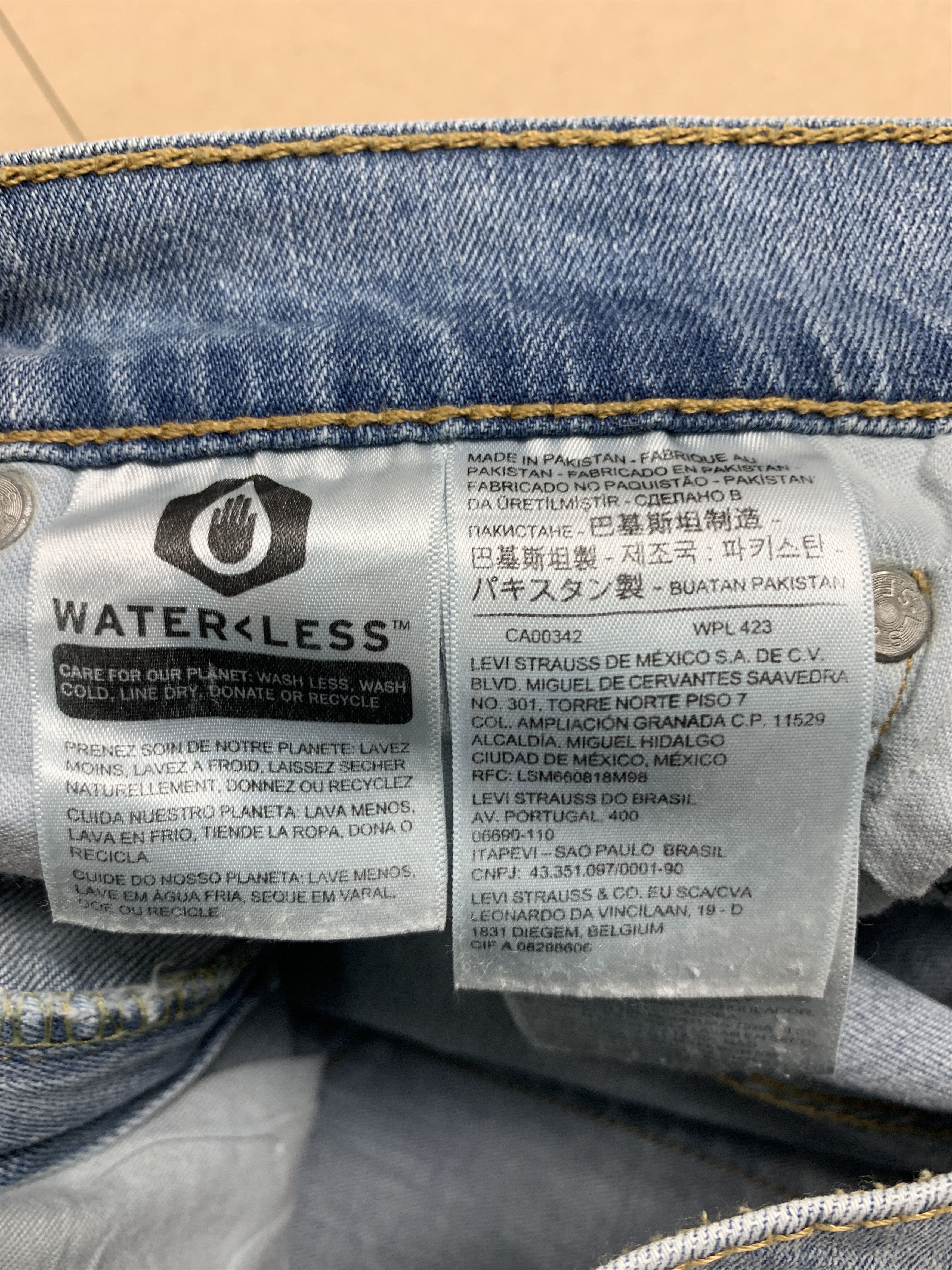 Levi's Vintage Levis 514 Straight Faded Jeans P0265 Size US 28 / EU 44 - 10 Thumbnail