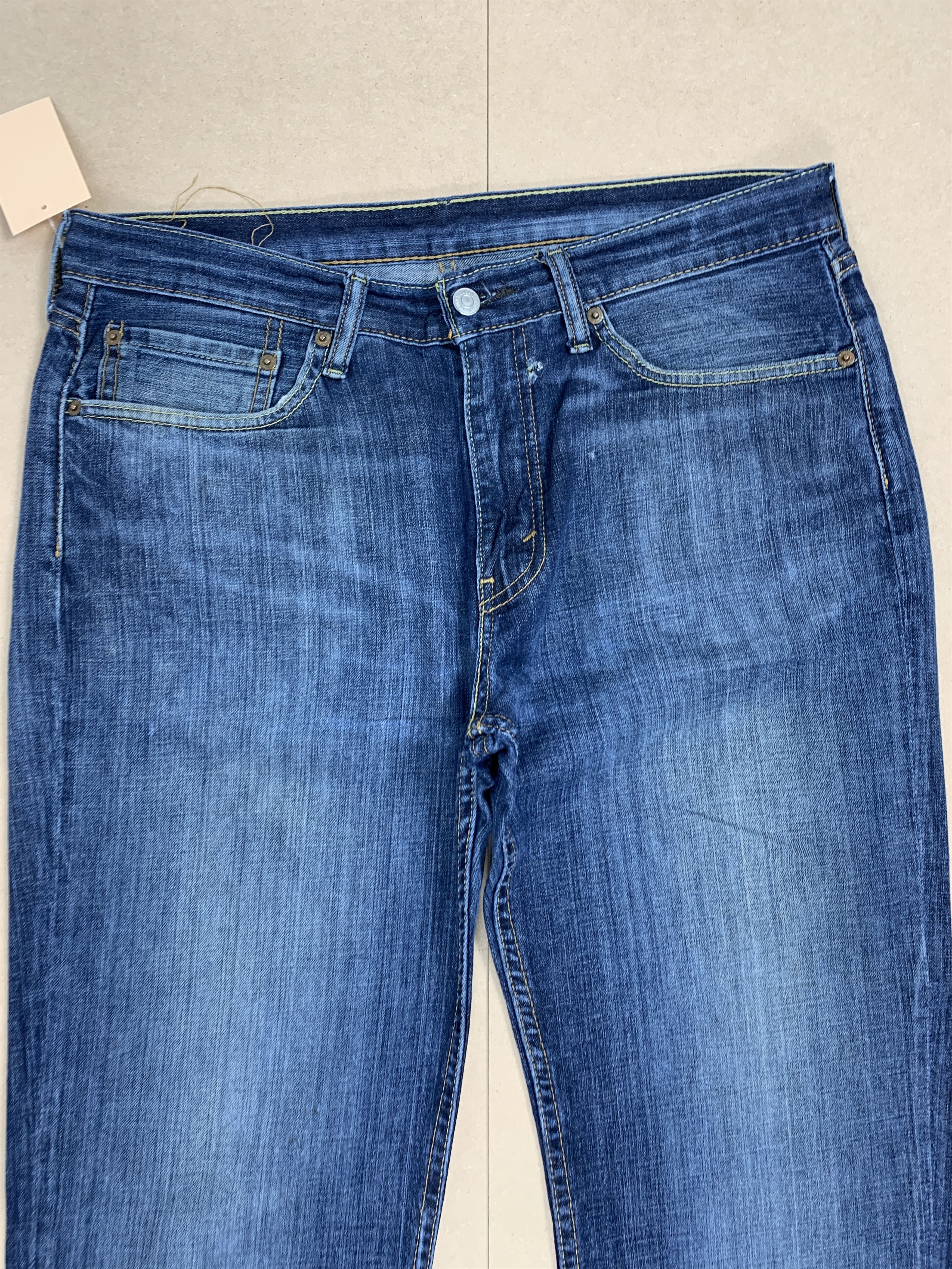 Levi's × Vintage Vintage Levis 514 Straight Cut Faded Blue Jeans Size US 36 / EU 52 - 2 Thumbnail