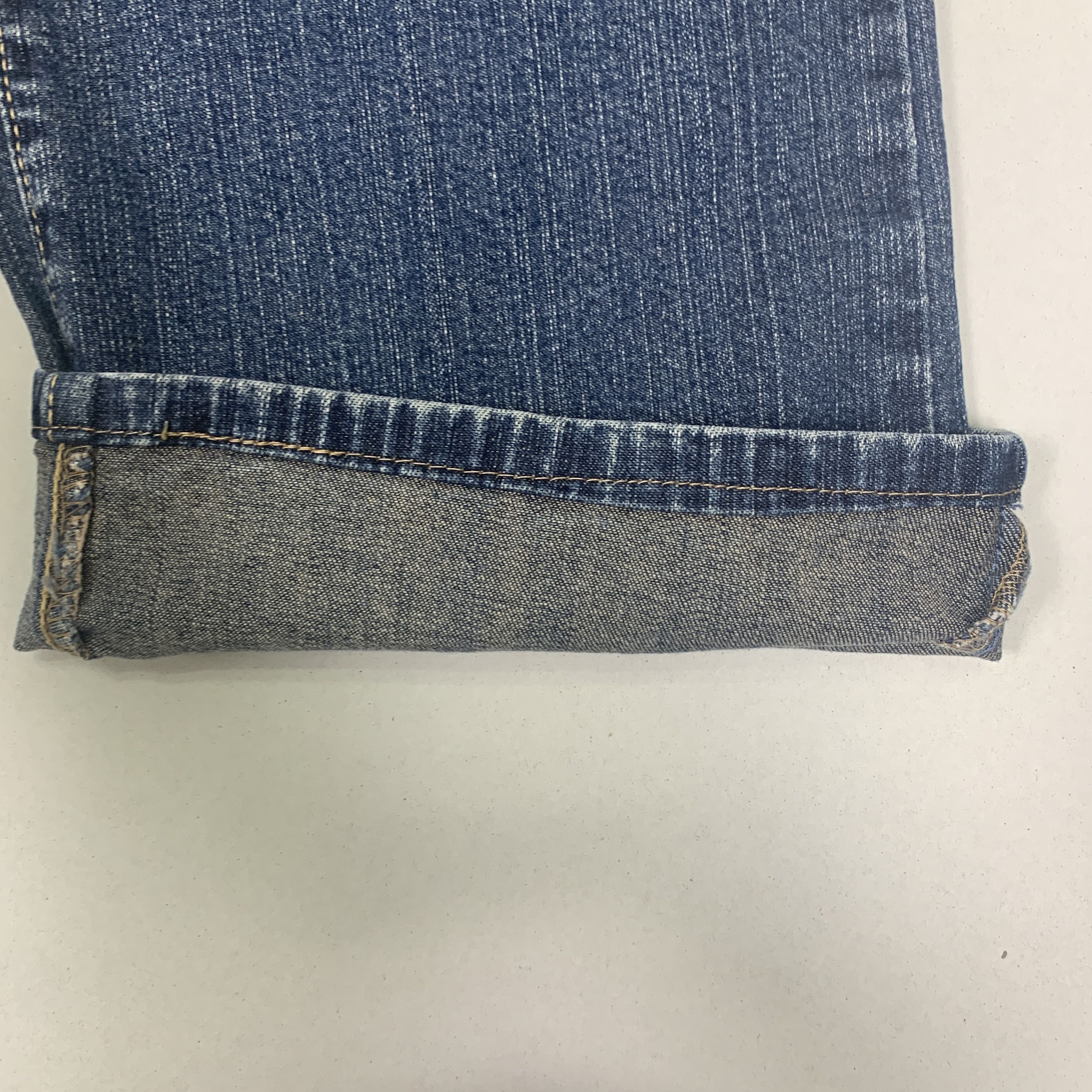 Levi's Vintage LEVI'S 550 Faded Straight Cut Mid Wash Denim Jeans Size US 34 / EU 50 - 6 Thumbnail