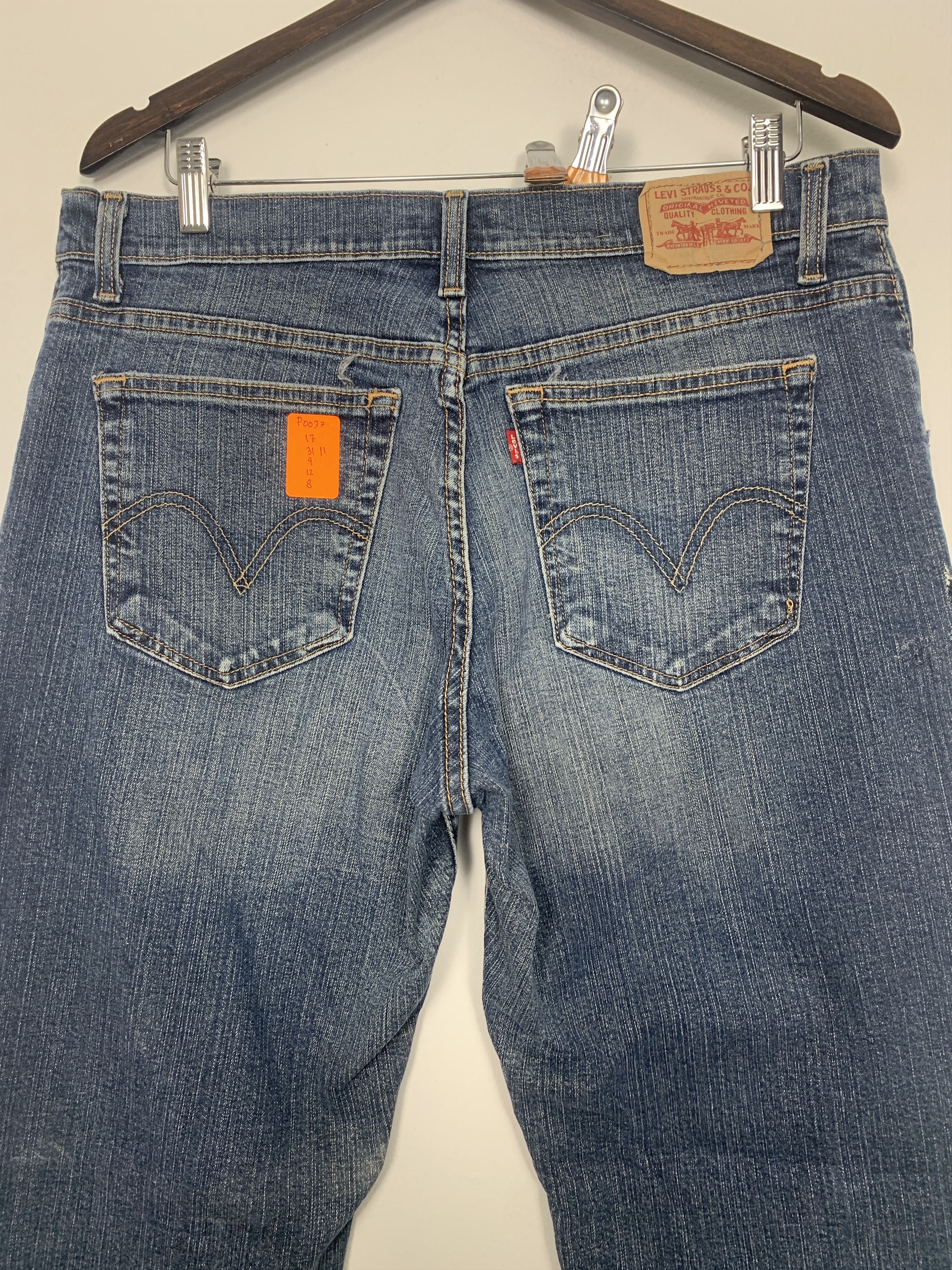 Levi's Vintage LEVI'S 550 Faded Straight Cut Mid Wash Denim Jeans Size US 34 / EU 50 - 4 Thumbnail