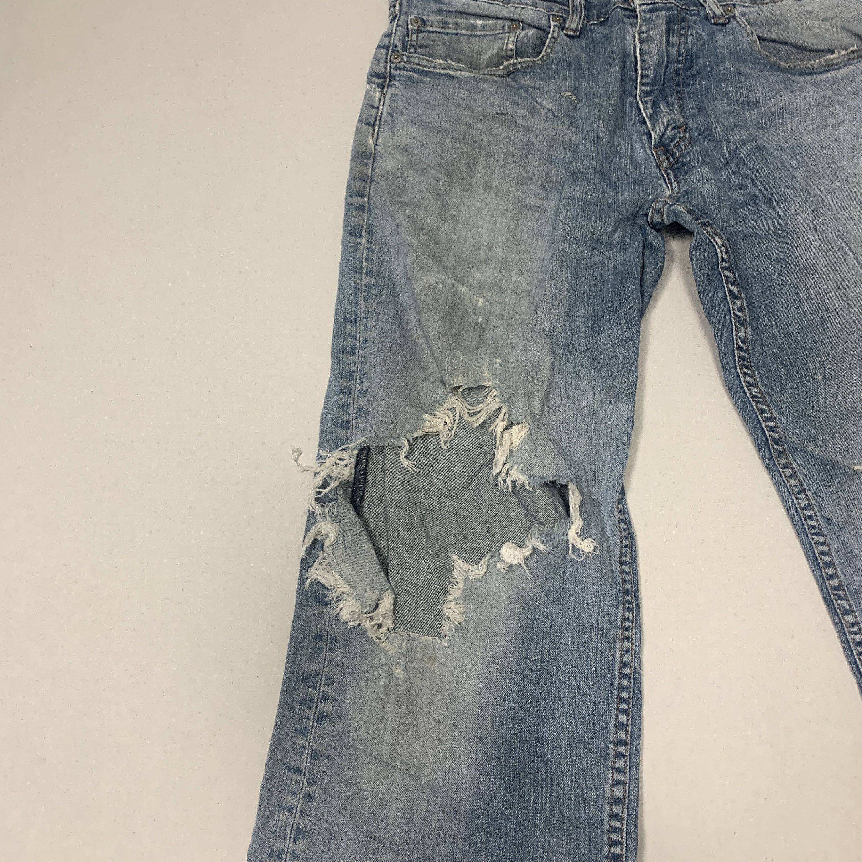 Levi's Vintage LEVI'S Flared Bootcut Distressed Jeans P0030 Size US 34 / EU 50 - 10 Thumbnail
