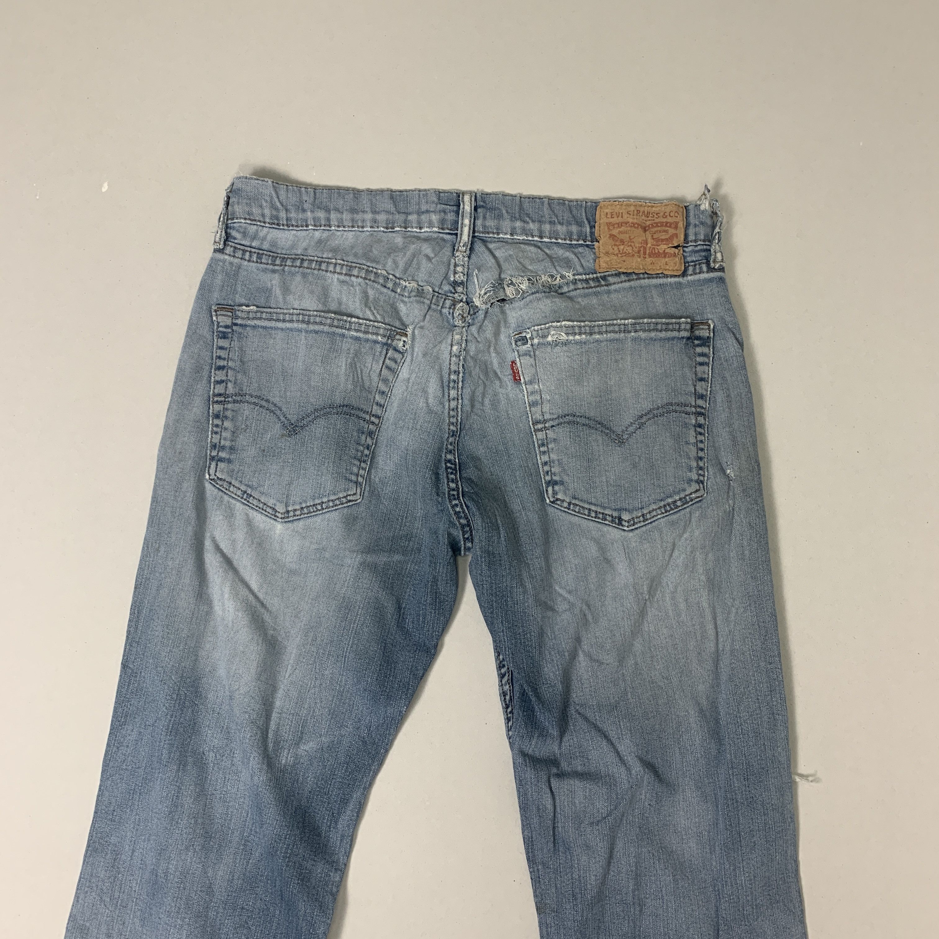 Levi's Vintage LEVI'S Flared Bootcut Distressed Jeans P0030 Size US 34 / EU 50 - 17 Thumbnail