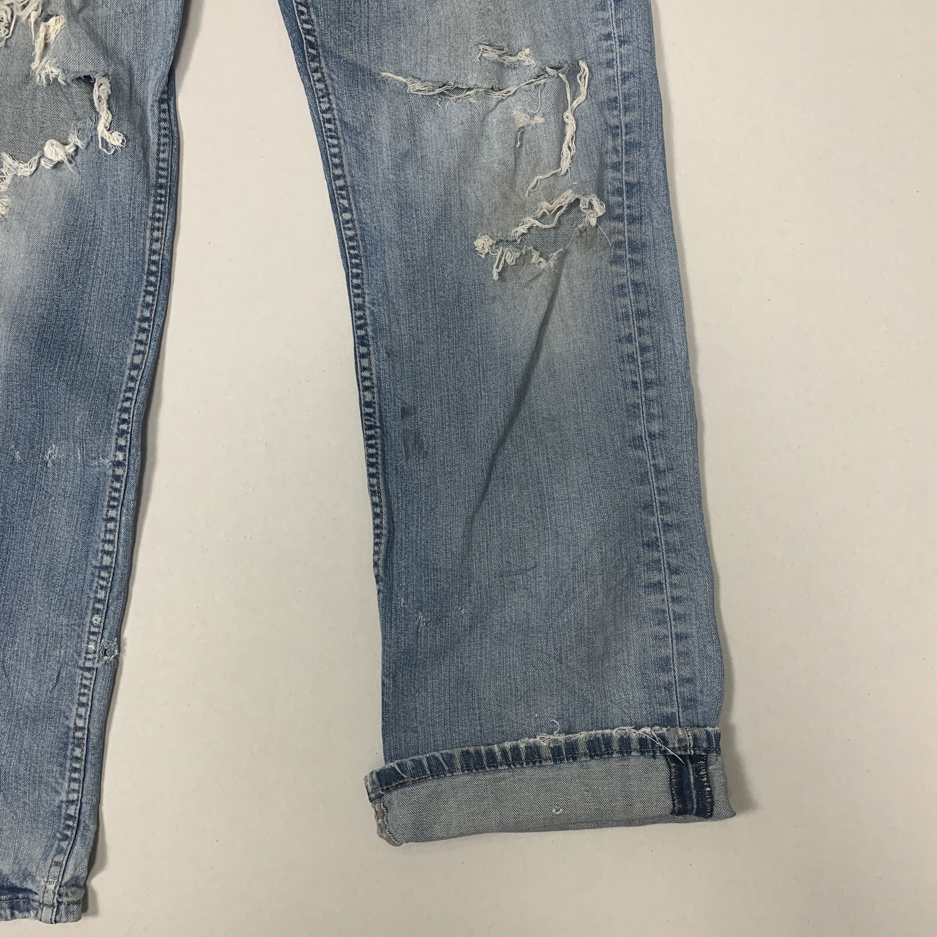 Levi's Vintage LEVI'S Flared Bootcut Distressed Jeans P0030 Size US 34 / EU 50 - 9 Thumbnail