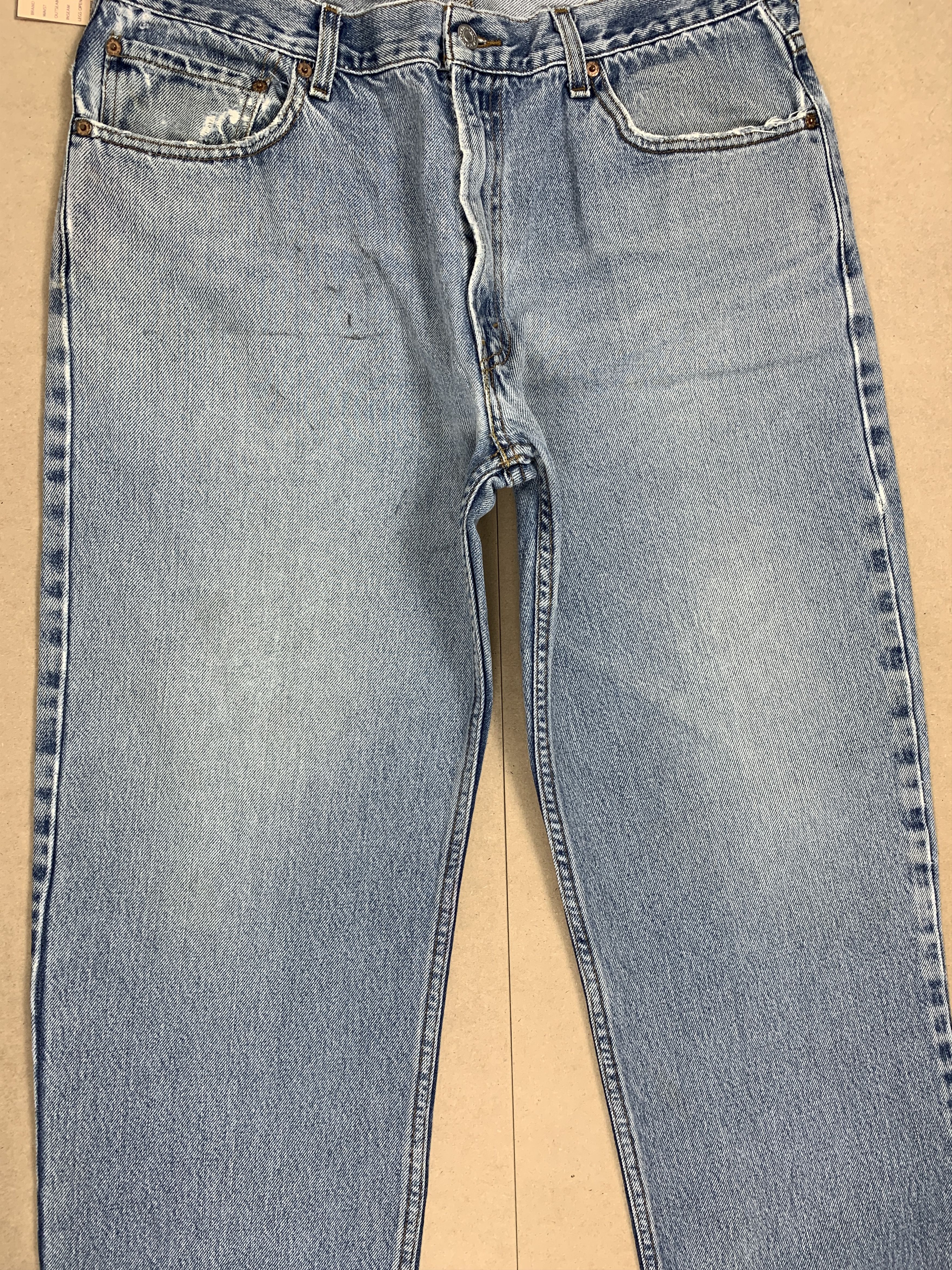 Levi's Vintage Levis 550 Straight Cut Mid Wash Jeans Size US 34 / EU 50 - 3 Thumbnail