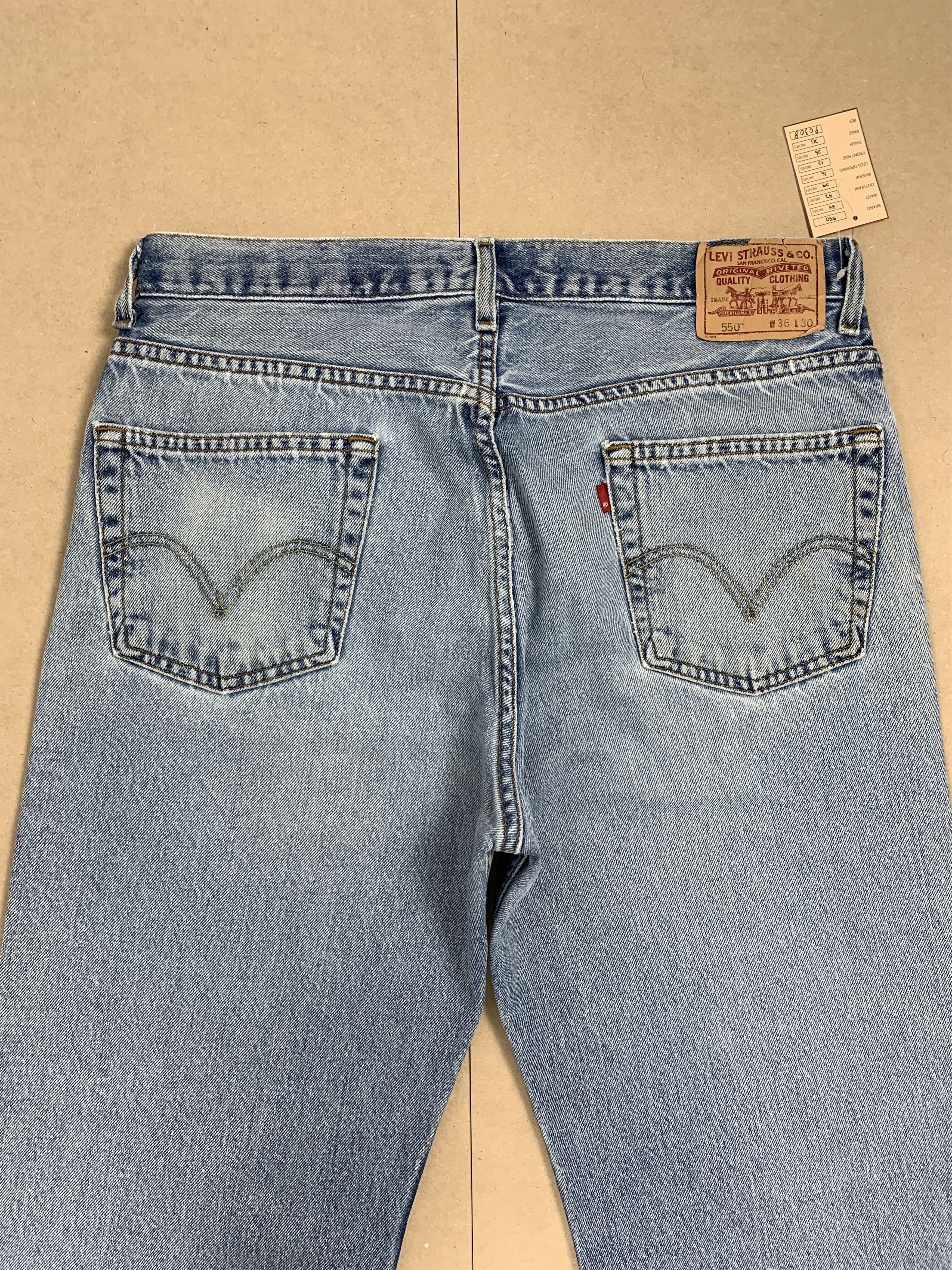 Levi's Vintage Levis 550 Straight Cut Mid Wash Jeans Size US 34 / EU 50 - 8 Thumbnail