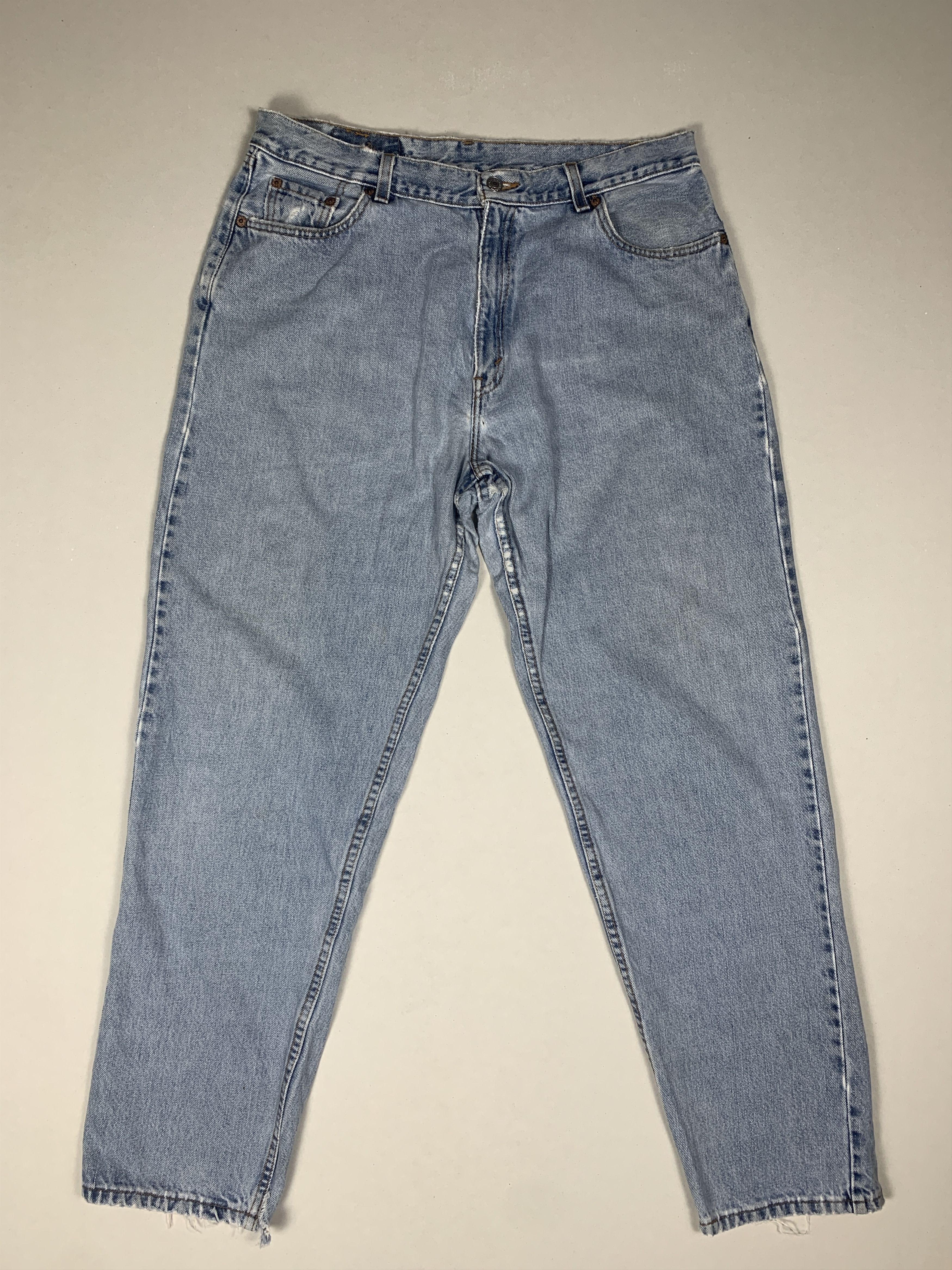 Levi's × Vintage Vintage Levis 560 Blue Denim Jeans Size US 34 / EU 50 - 1 Thumbnail
