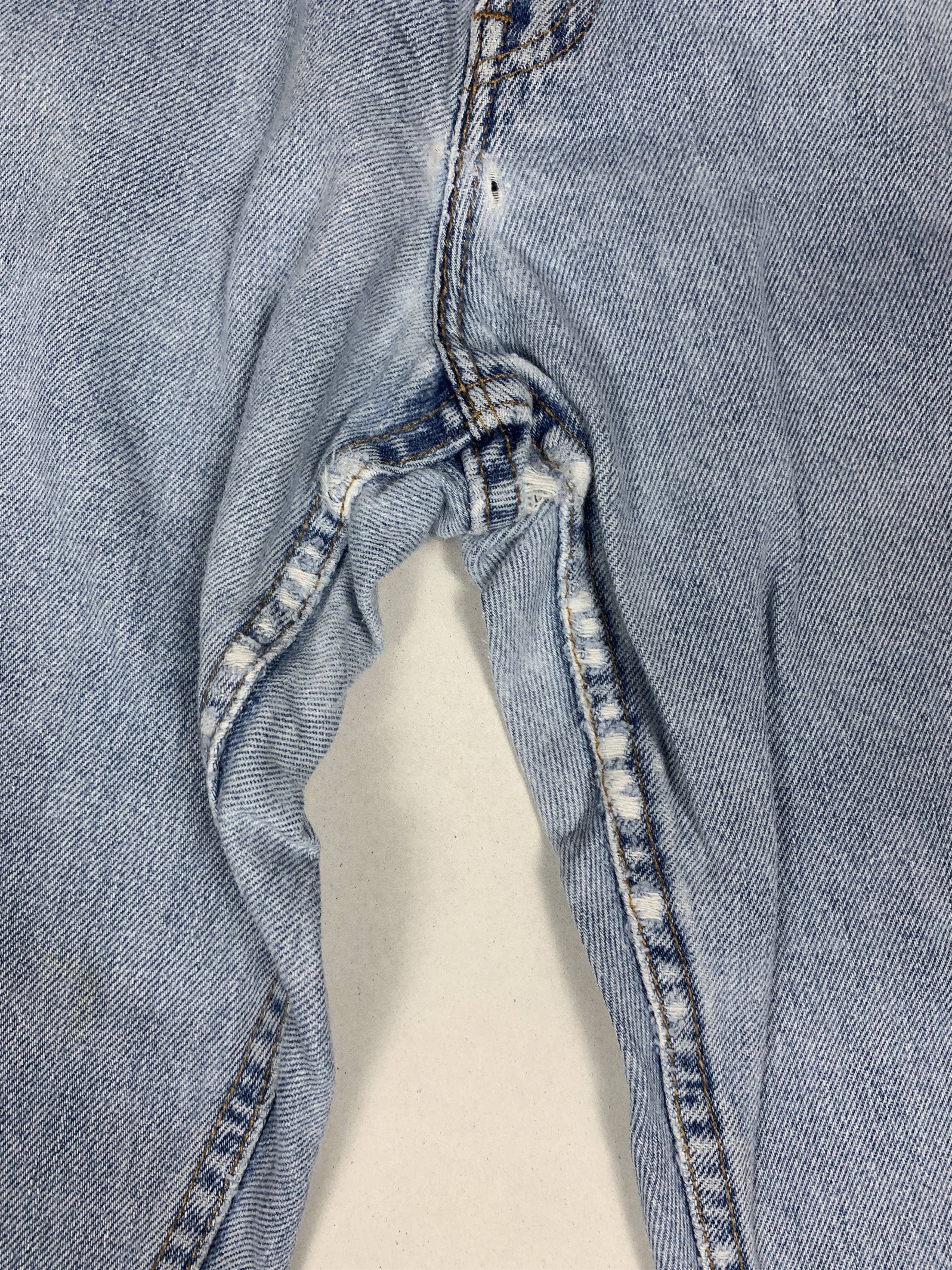 Levi's × Vintage Vintage Levis 560 Blue Denim Jeans Size US 34 / EU 50 - 13 Thumbnail