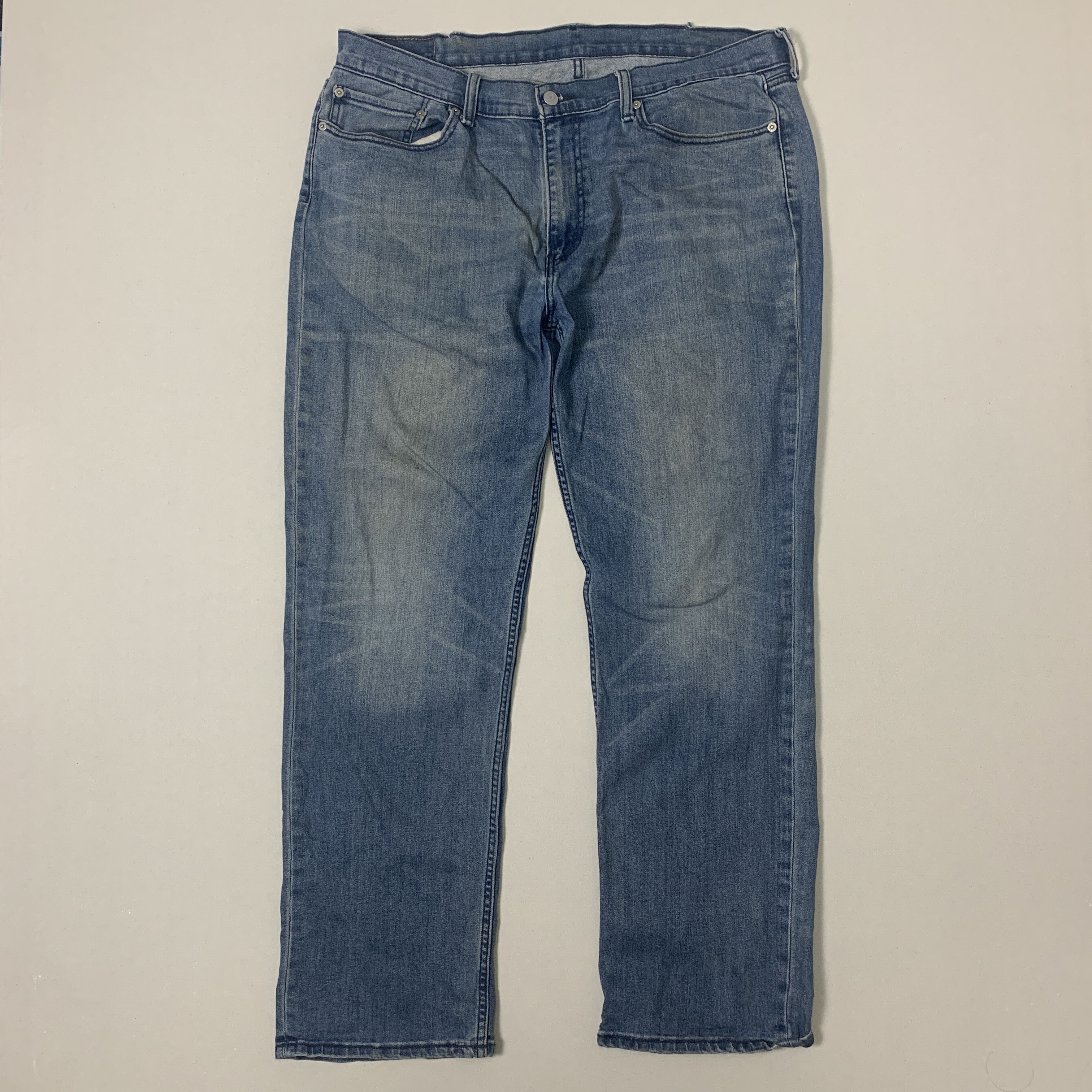 Levi's × Vintage Vintage LEVI'S 514 Faded Mid Wash Straight Cut Jeans Size US 38 / EU 54 - 1 Thumbnail