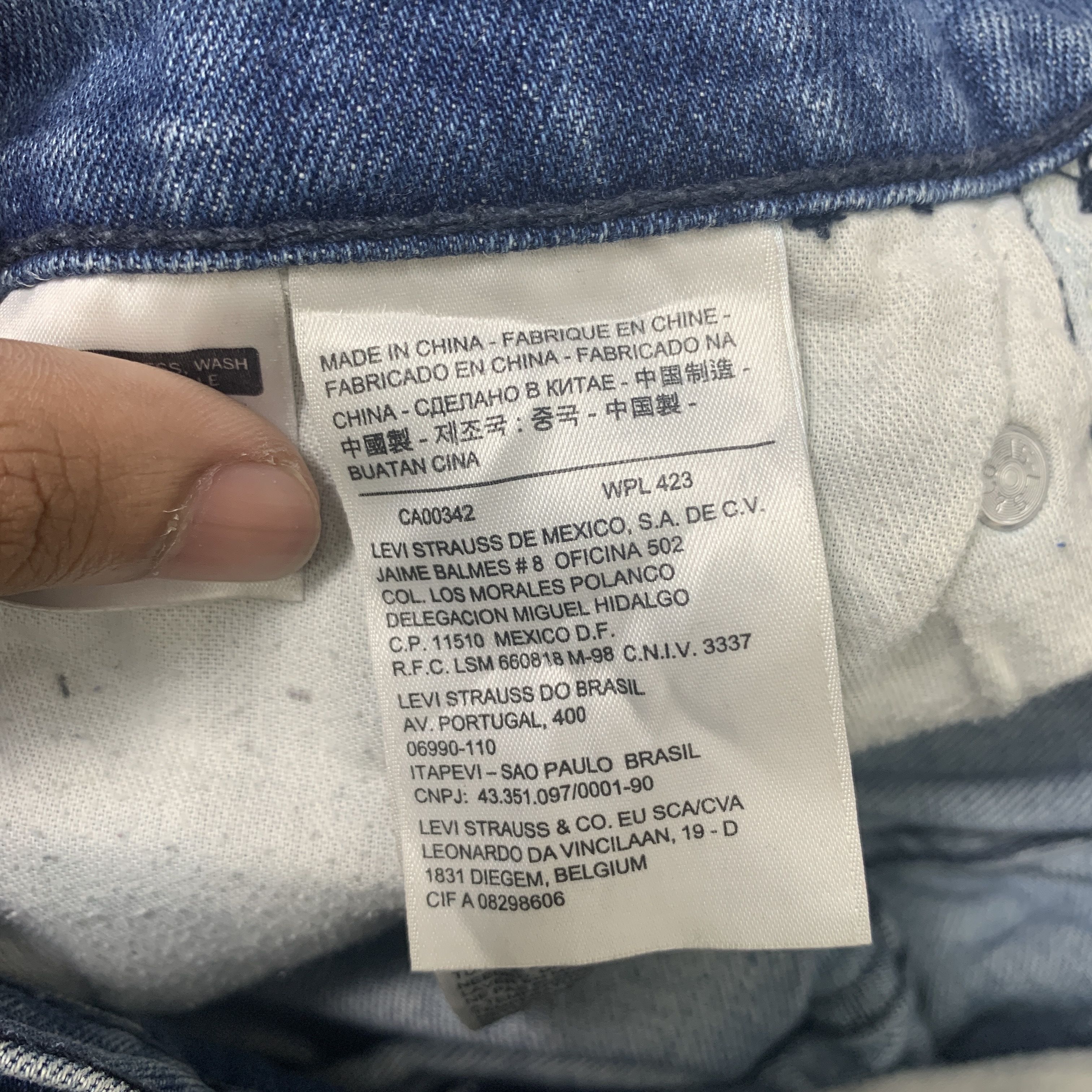 Levi's × Vintage Vintage LEVI'S 514 Faded Mid Wash Straight Cut Jeans Size US 38 / EU 54 - 16 Thumbnail
